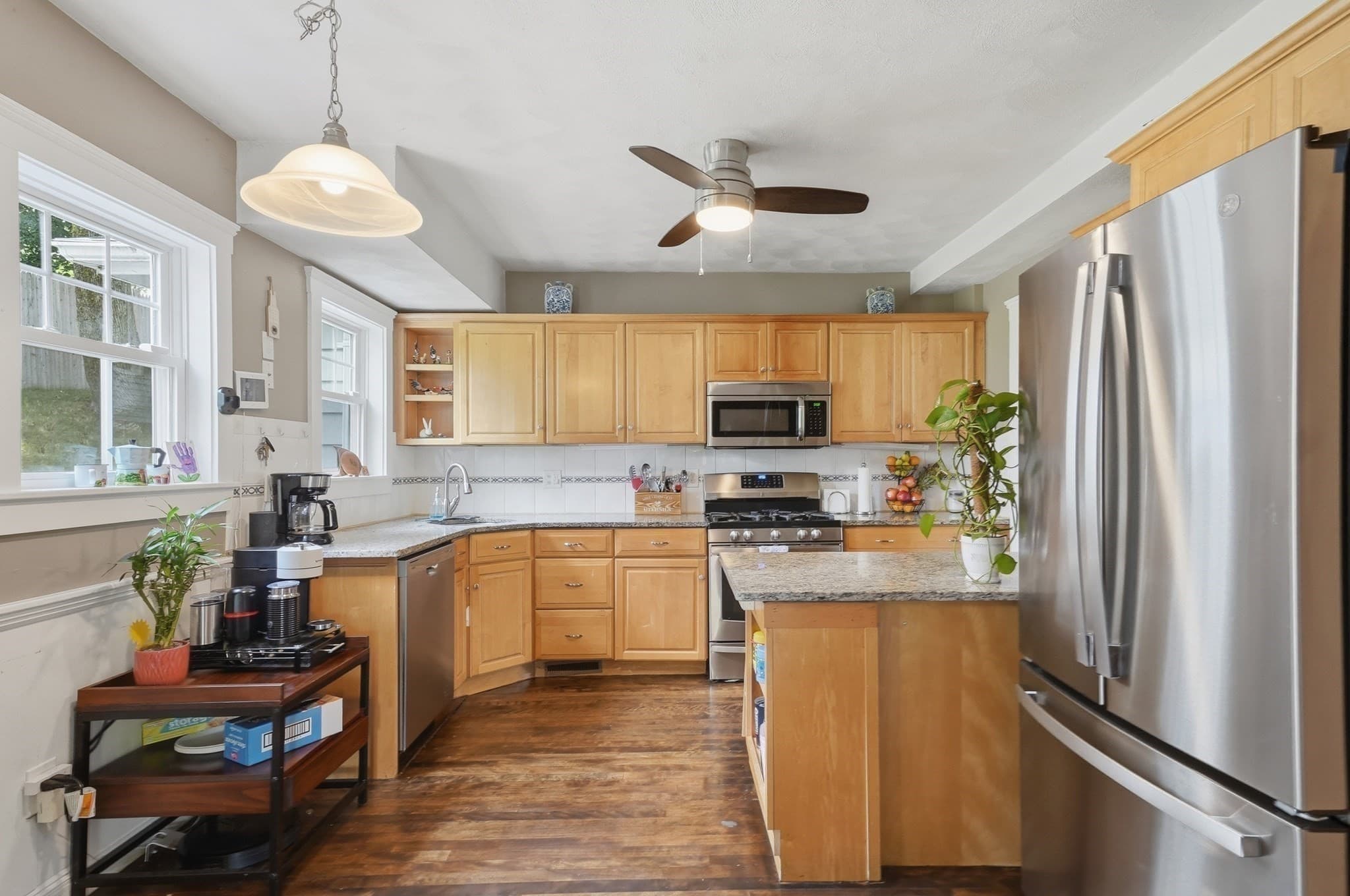 Condominium at 51 Fairmount Ave # 51, Wakefield MA 01880, photo 7 of 34