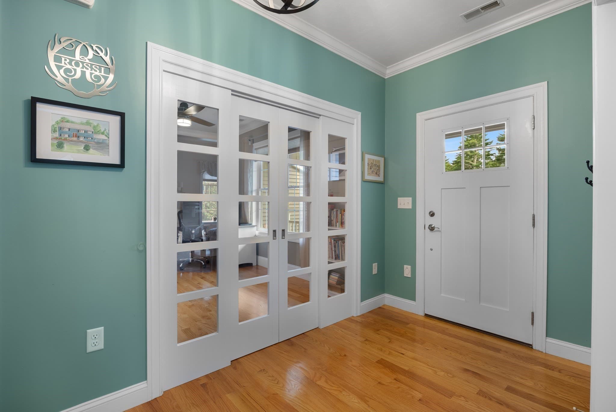 Condominium at 8 Willowdale Cir # 8, Ipswich MA 01938, Ipswich, photo 2 of 28