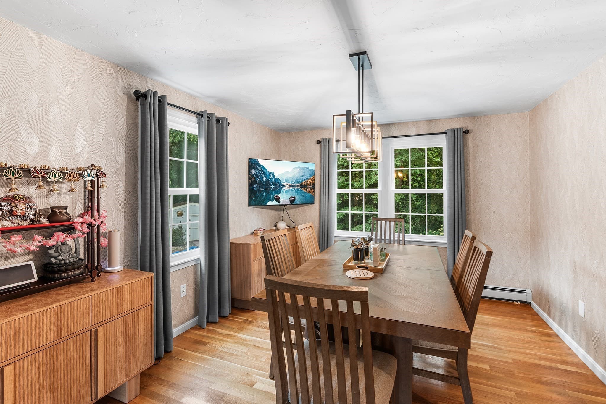 Single Family Residence at 16 Jasmine Rd, Medway MA 02053, Medway, photo 9 of 35