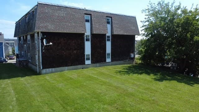 Condominium at 464 Bank St # 5, Fall River MA 02720, Fall River, photo 12 of 13
