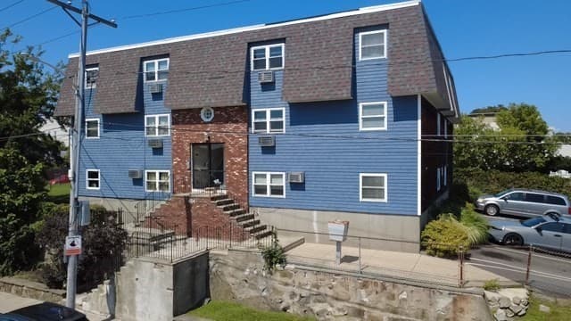 464 Bank St # 5, Fall River MA 02720