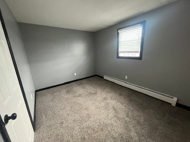 Condominium at 464 Bank St # 5, Fall River MA 02720, Fall River, photo 11 of 13