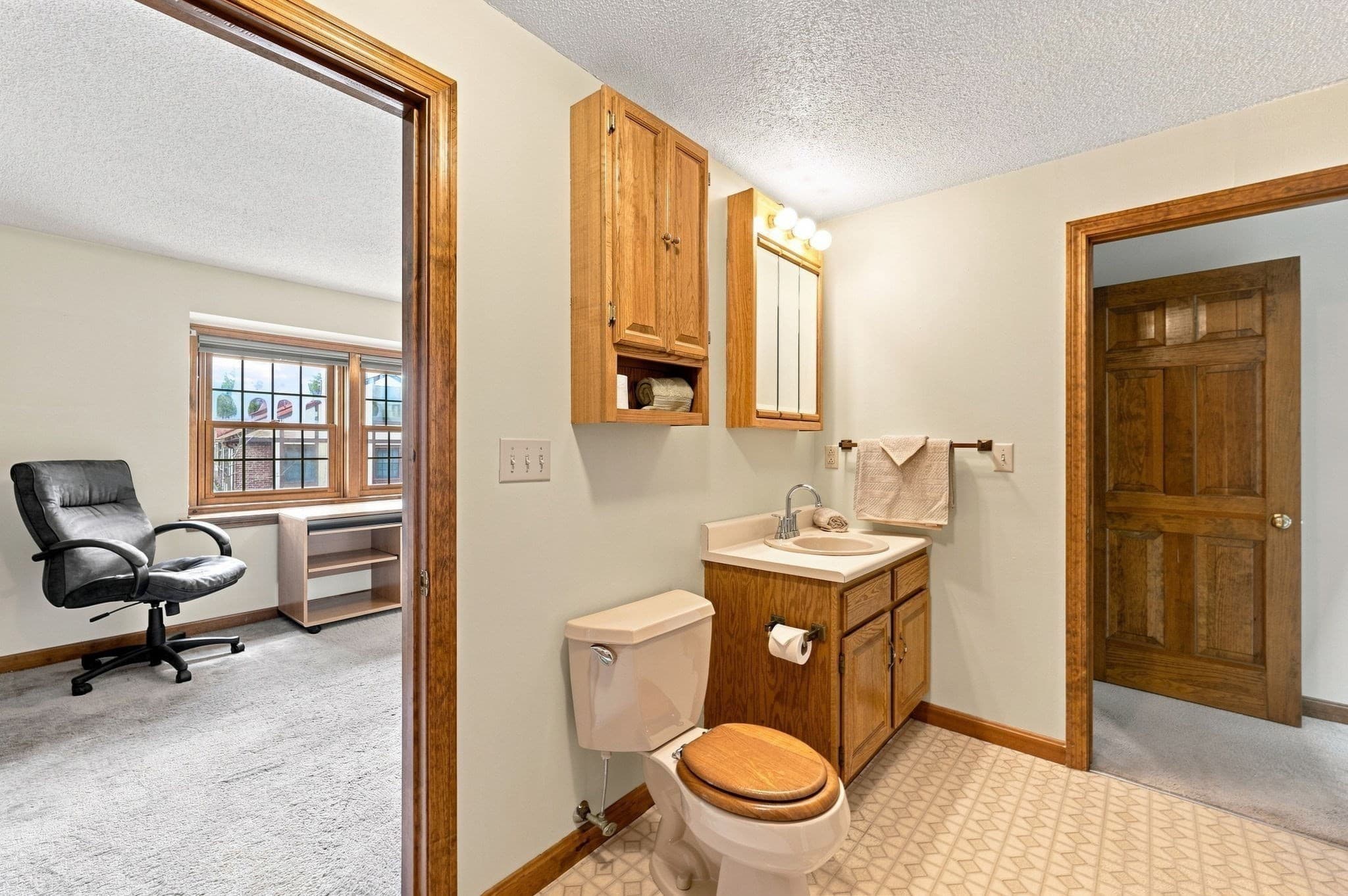 Condominium at E-46 Scotty Hollow Dr # 46, Chelmsford MA 01863, Chelmsford, photo 28 of 41