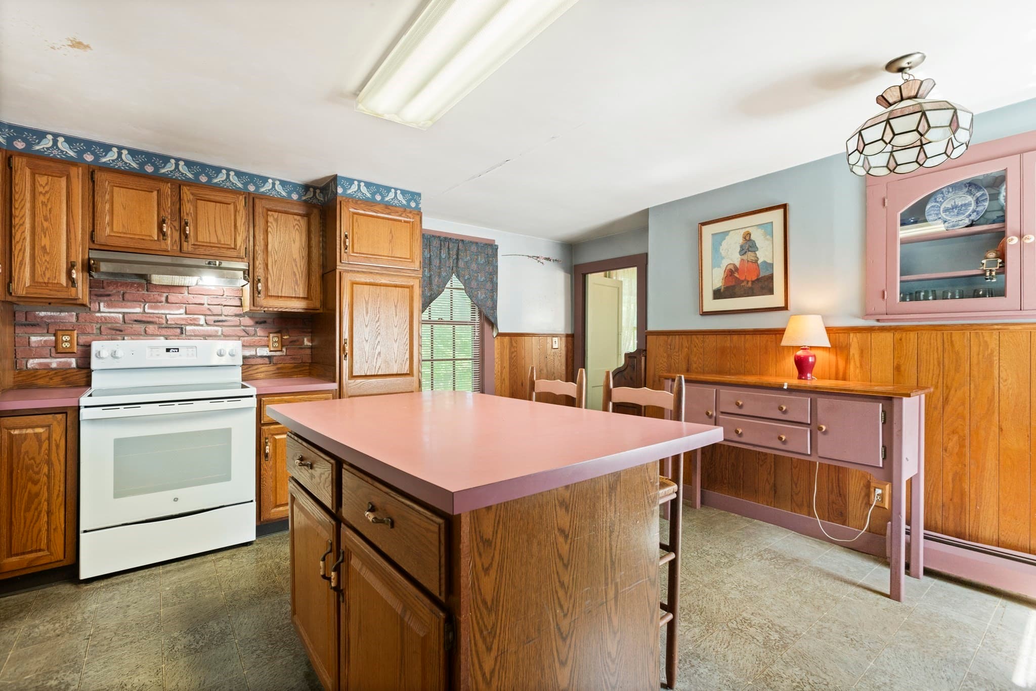 Single Family Residence at 156 Main St, Douglas MA 01516, photo 7 of 35