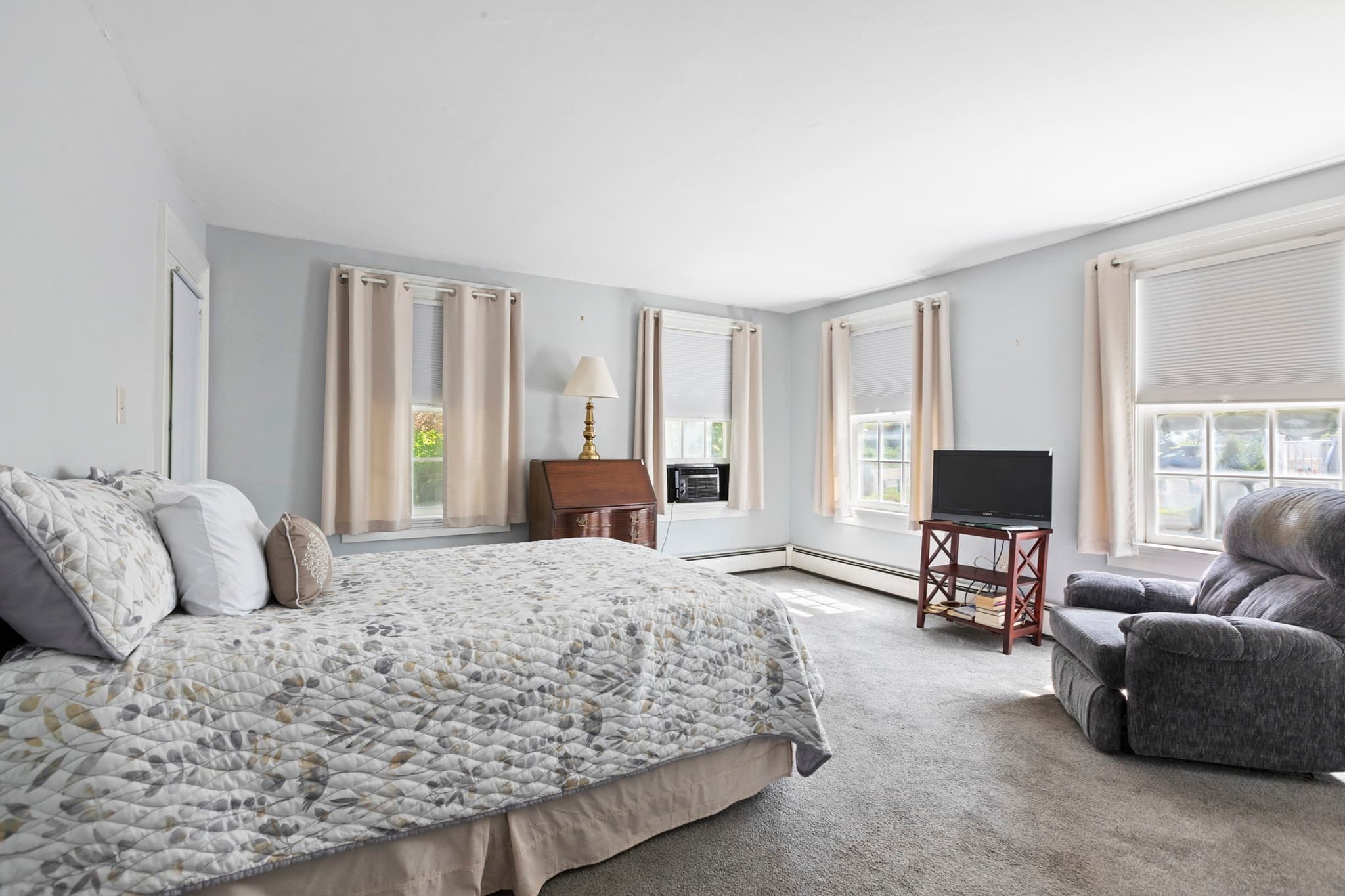 Single Family Residence at 156 Main St, Douglas MA 01516, photo 18 of 35