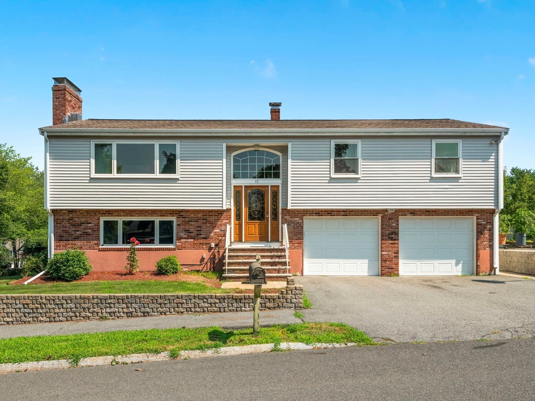 15 Vista Ave, Salem MA 01970