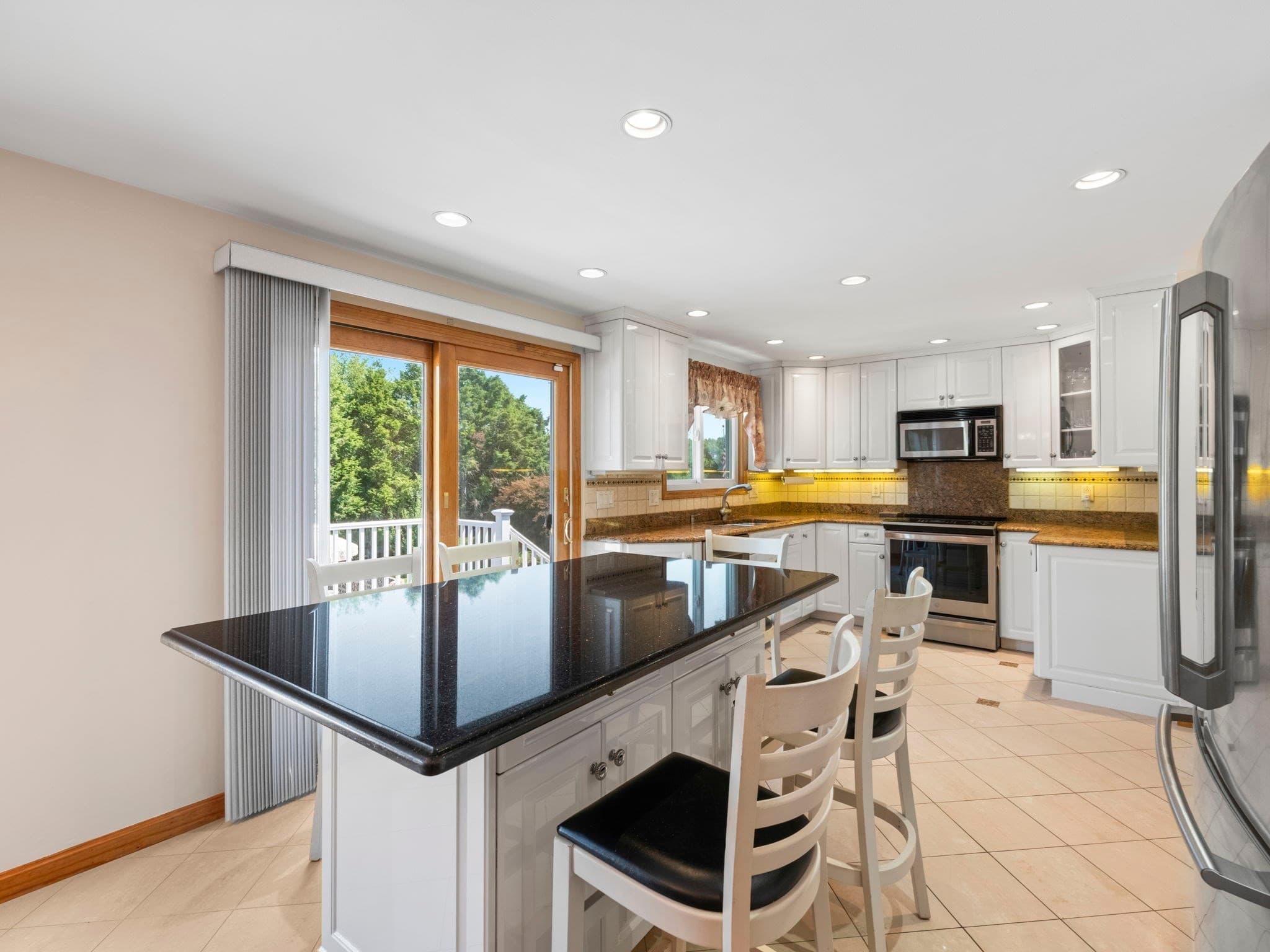 Single Family Residence at 15 Vista Ave, Salem MA 01970, Salem, photo 11 of 37