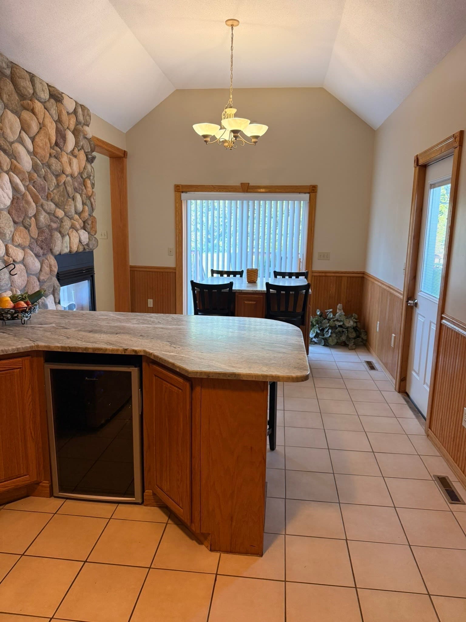 Single Family Residence at 128 Tannery Rd, Westfield MA 01085, Westfield, photo 10 of 23