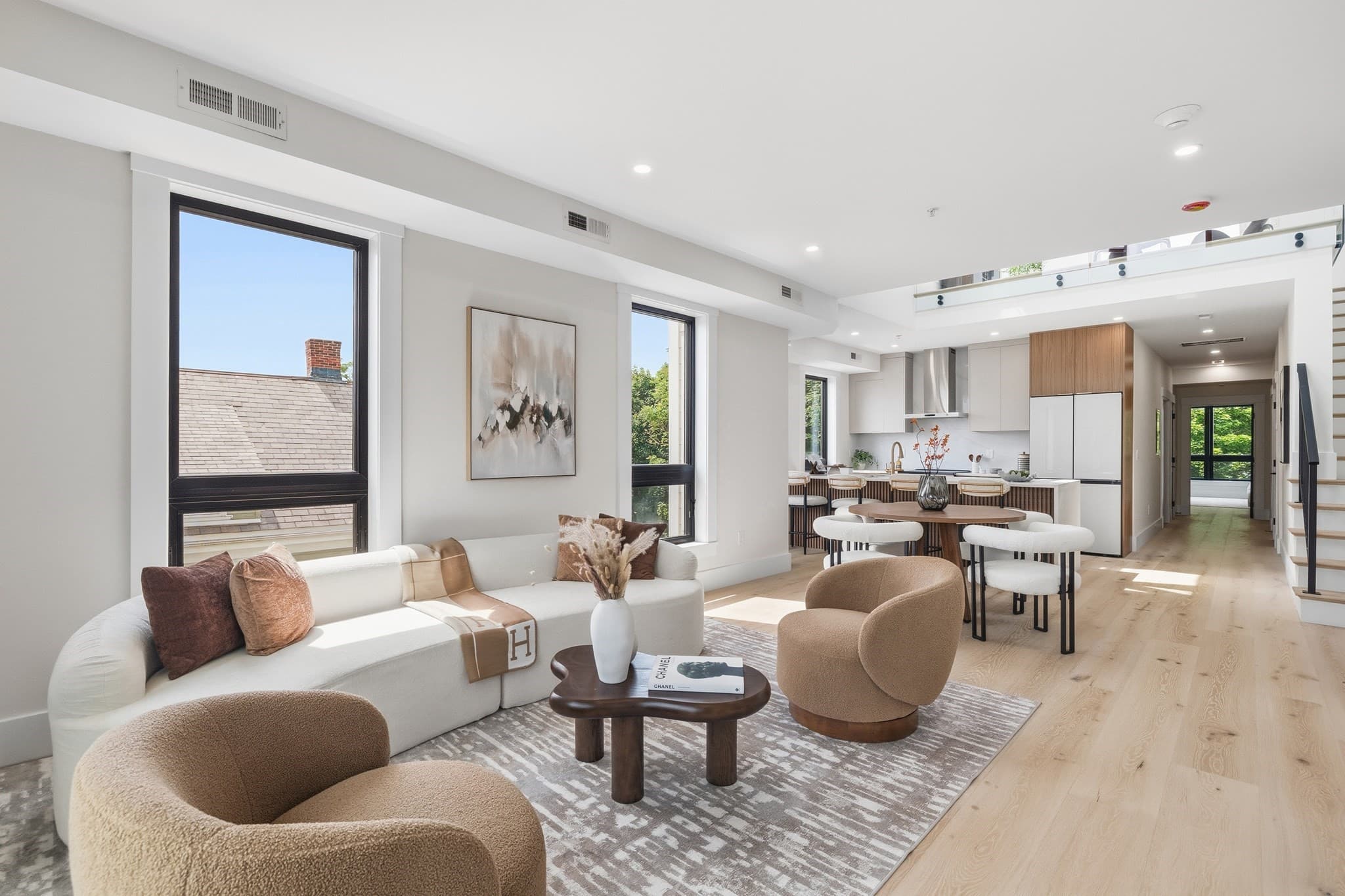 Condominium at 17 Holmes, Quincy MA 02171, Quincy, photo 3 of 38