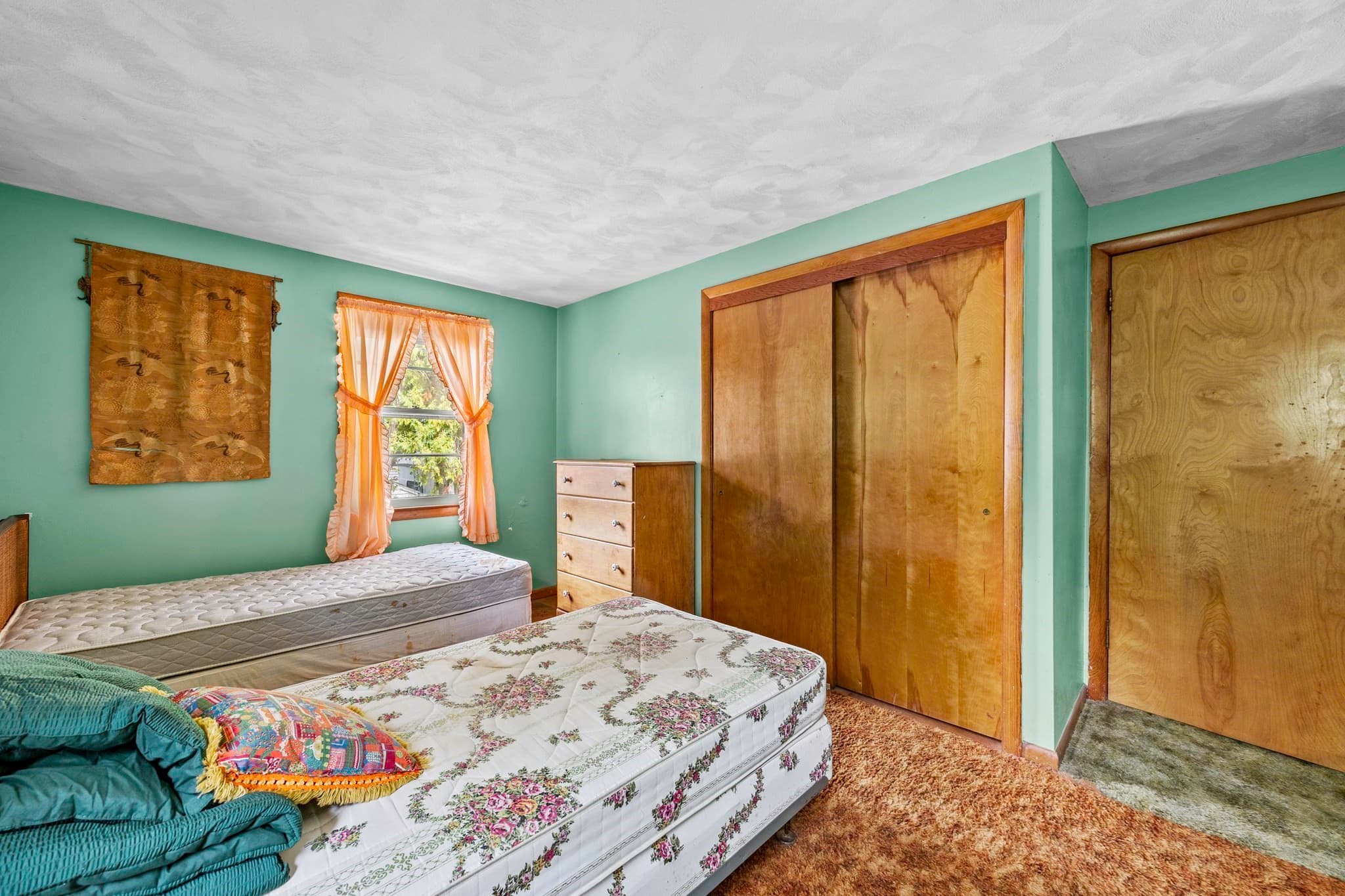 Single Family Residence at 20 S Sycamore Knls, South Hadley MA 01075, photo 21 of 37