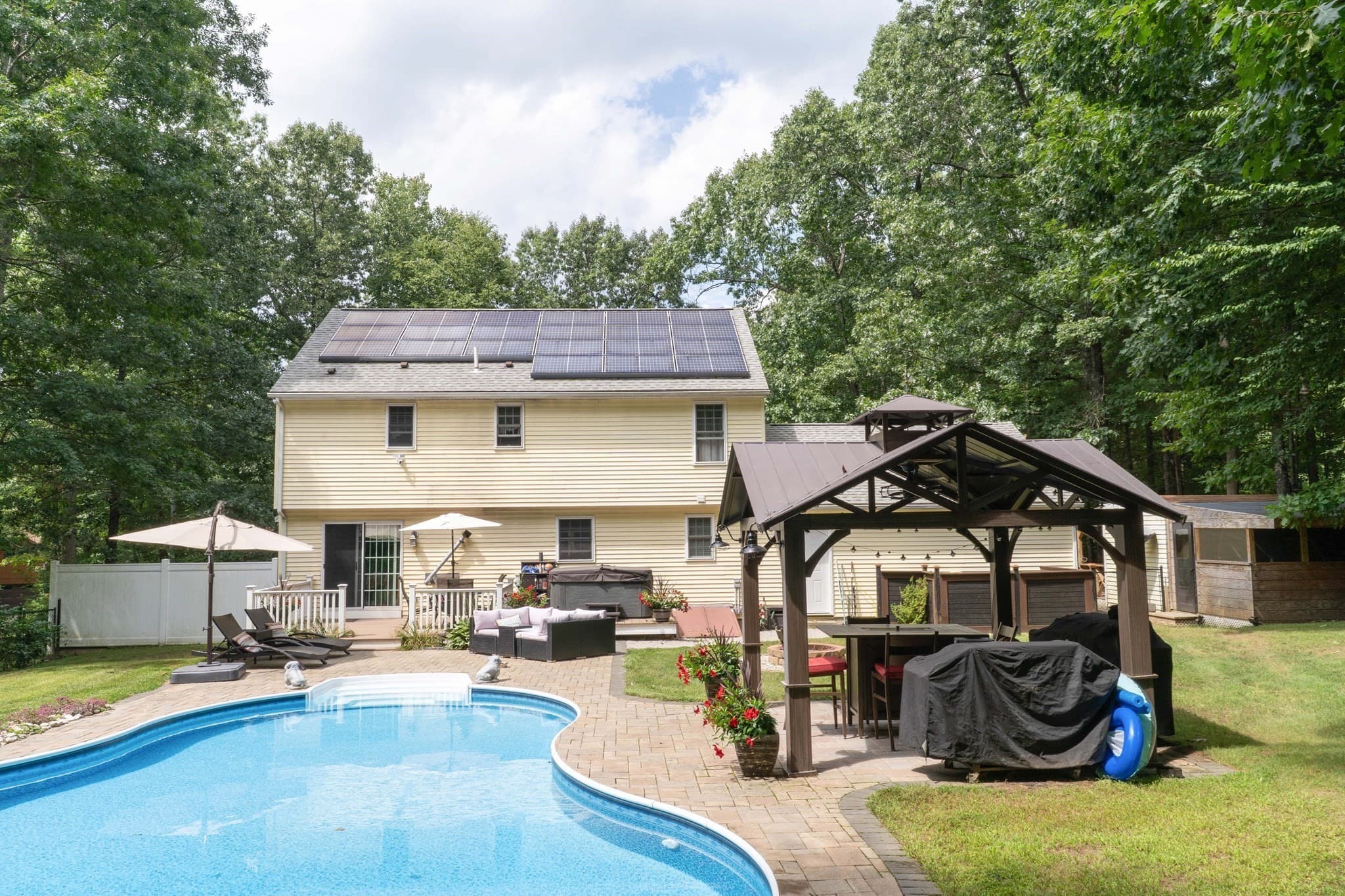 Single Family Residence at 55 S Shore Dr, Sturbridge MA 01566, Sturbridge, photo 37 of 42