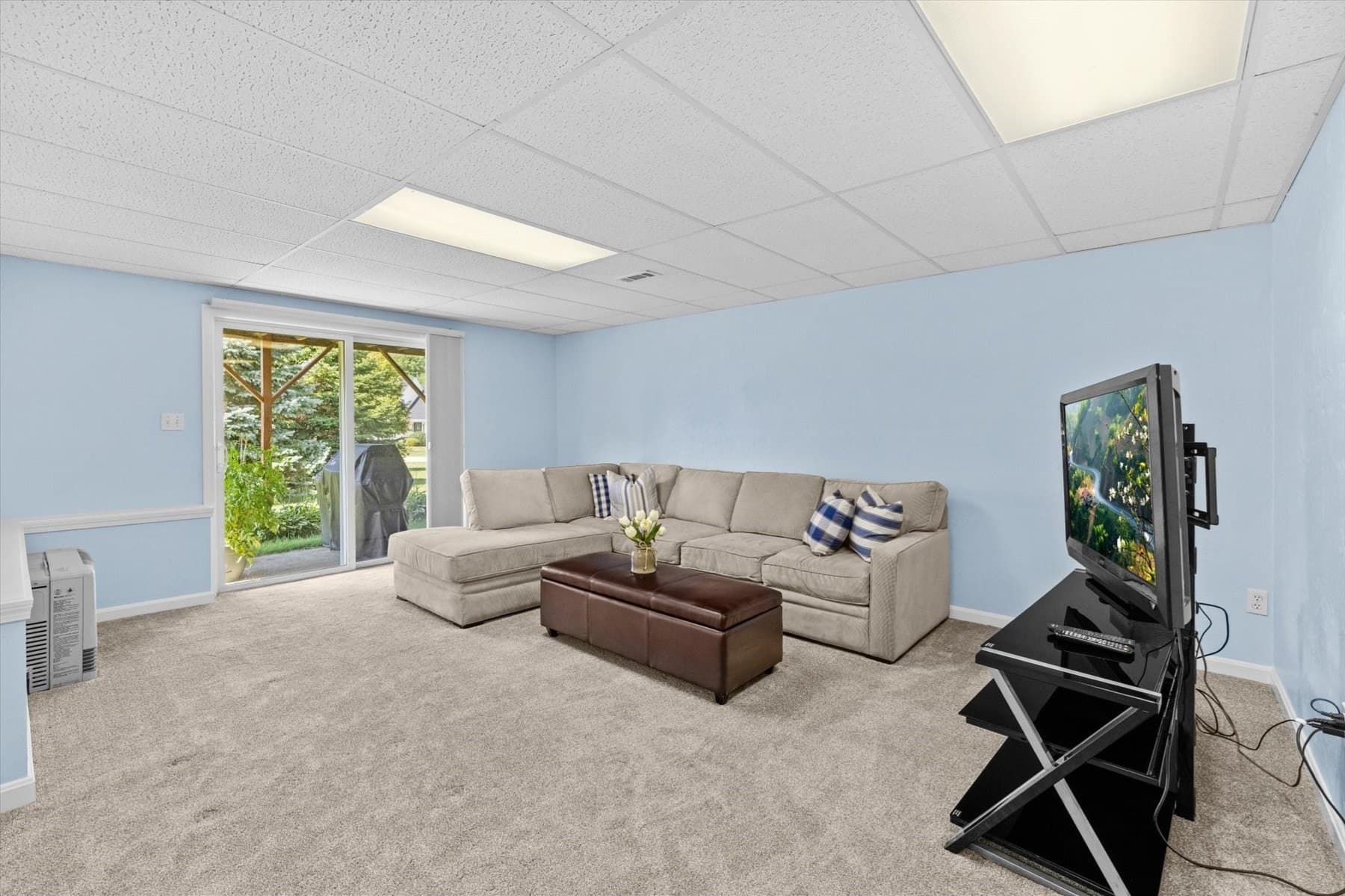 Condominium at 28 Coldspring Dr # C, Sutton MA 01590, Sutton, photo 31 of 42