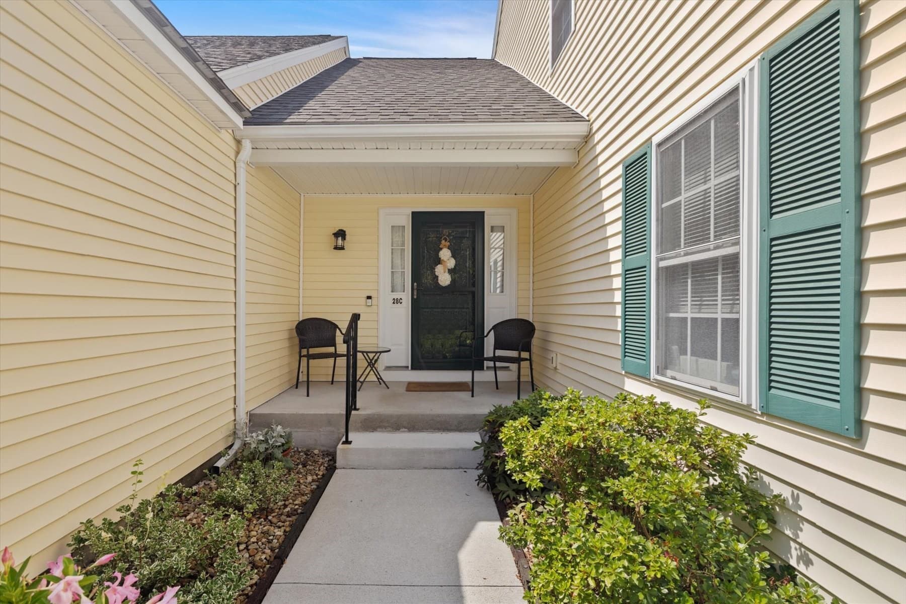 Condominium at 28 Coldspring Dr # C, Sutton MA 01590, Sutton, photo 4 of 42