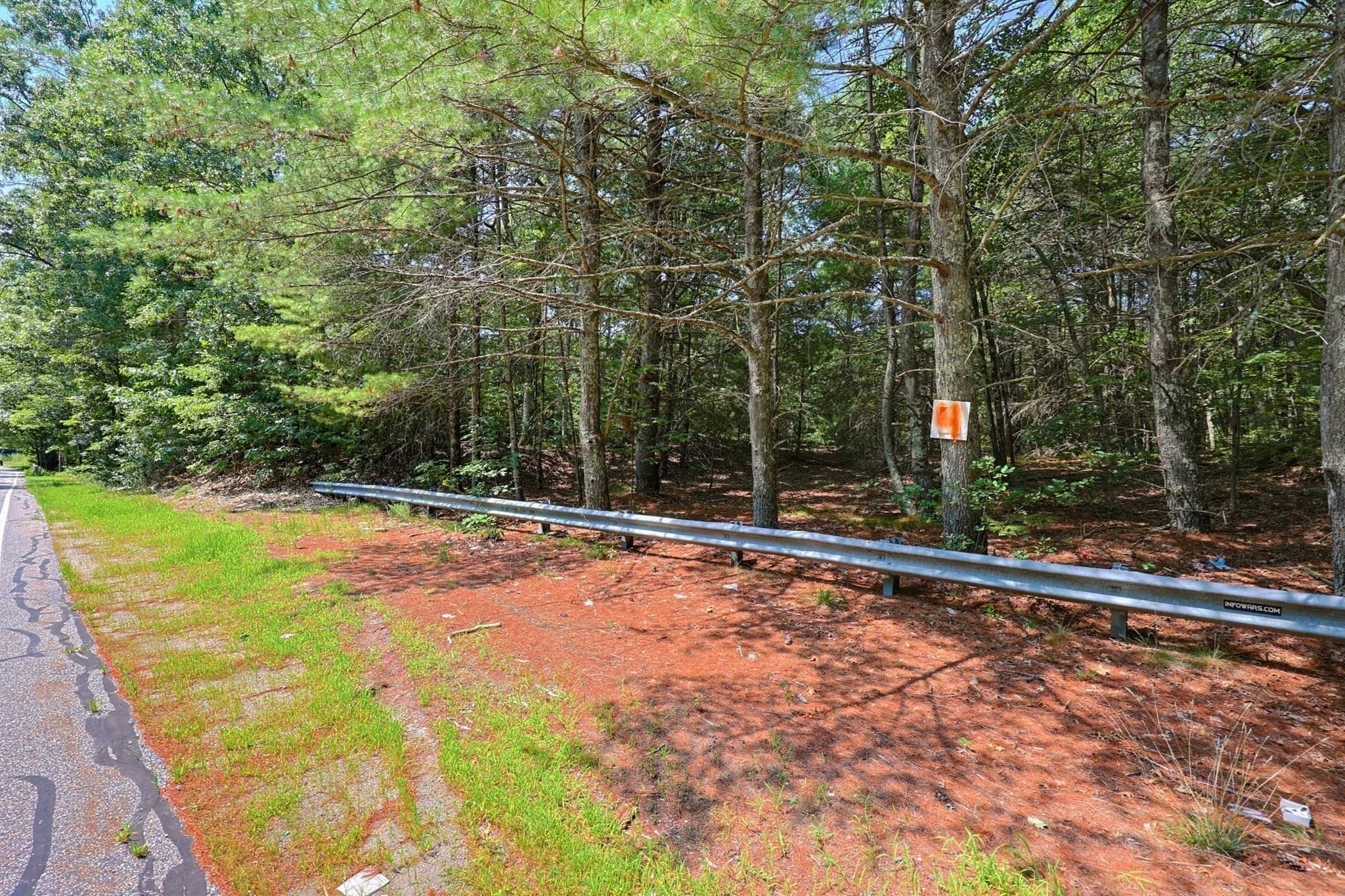 Residential at 4 East Street, Foxboro MA 02035, photo 7 of 17