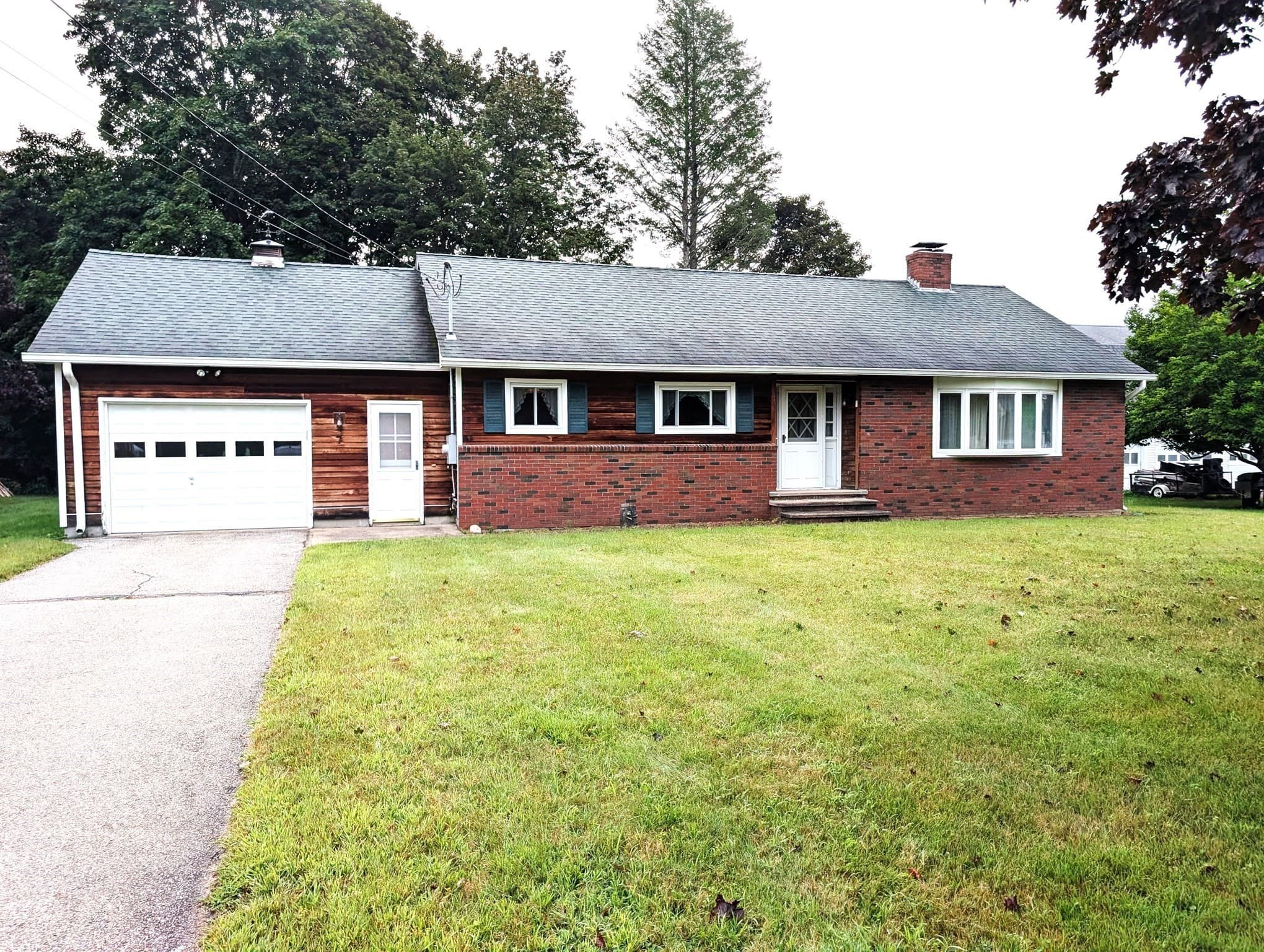 7 Allen St, West Brookfield MA 01585