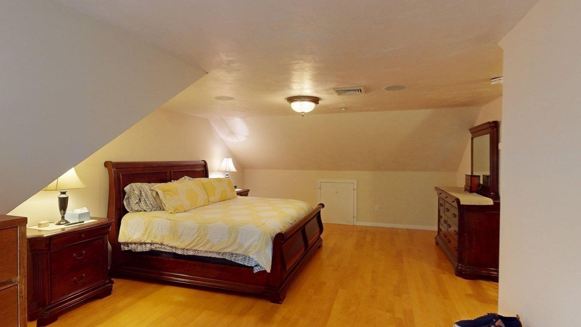Condominium at 660 Thacher # 02, Attleboro MA 02703, Attleboro, photo 26 of 35