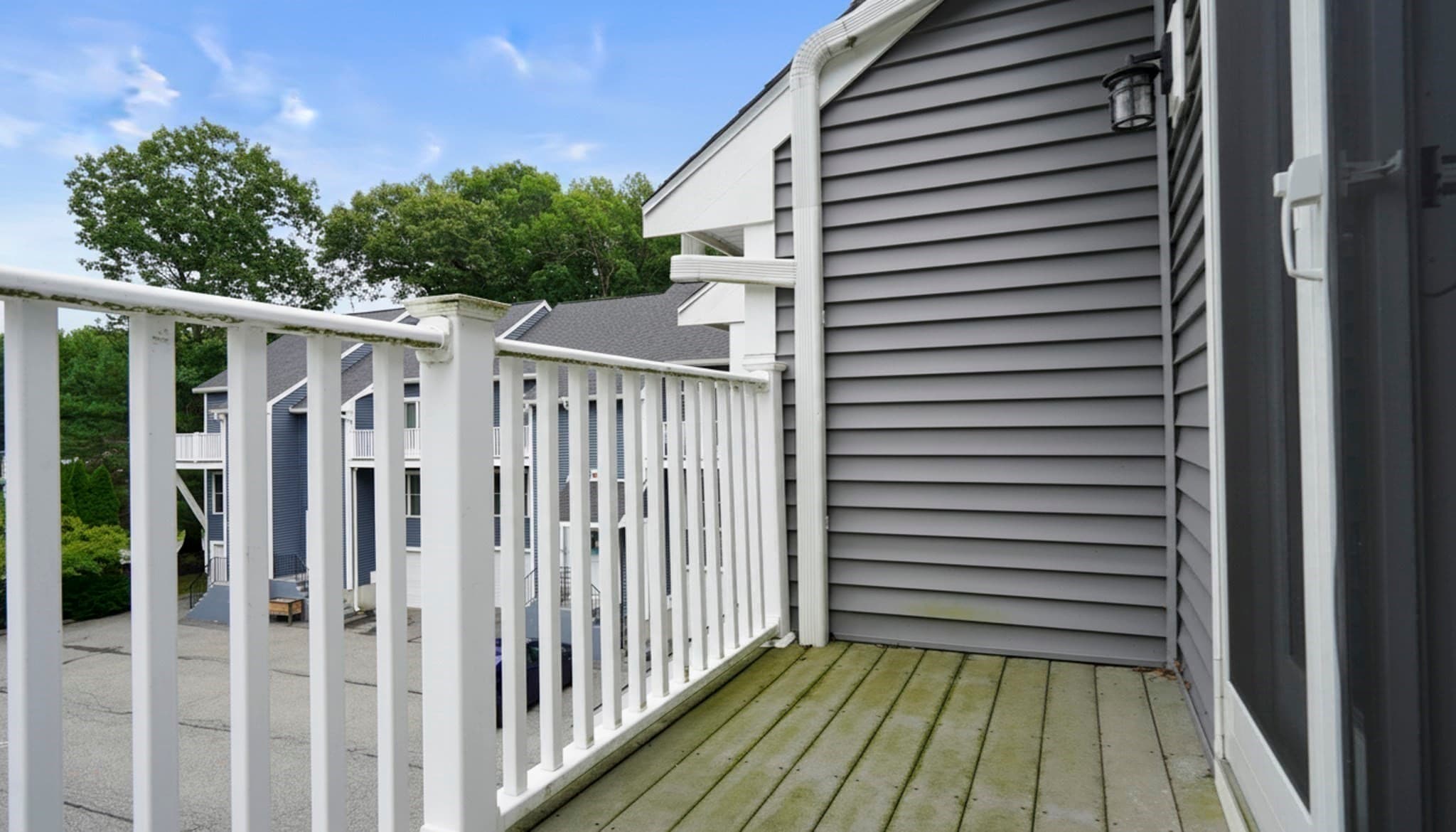 Condominium at 660 Thacher # 02, Attleboro MA 02703, Attleboro, photo 18 of 35