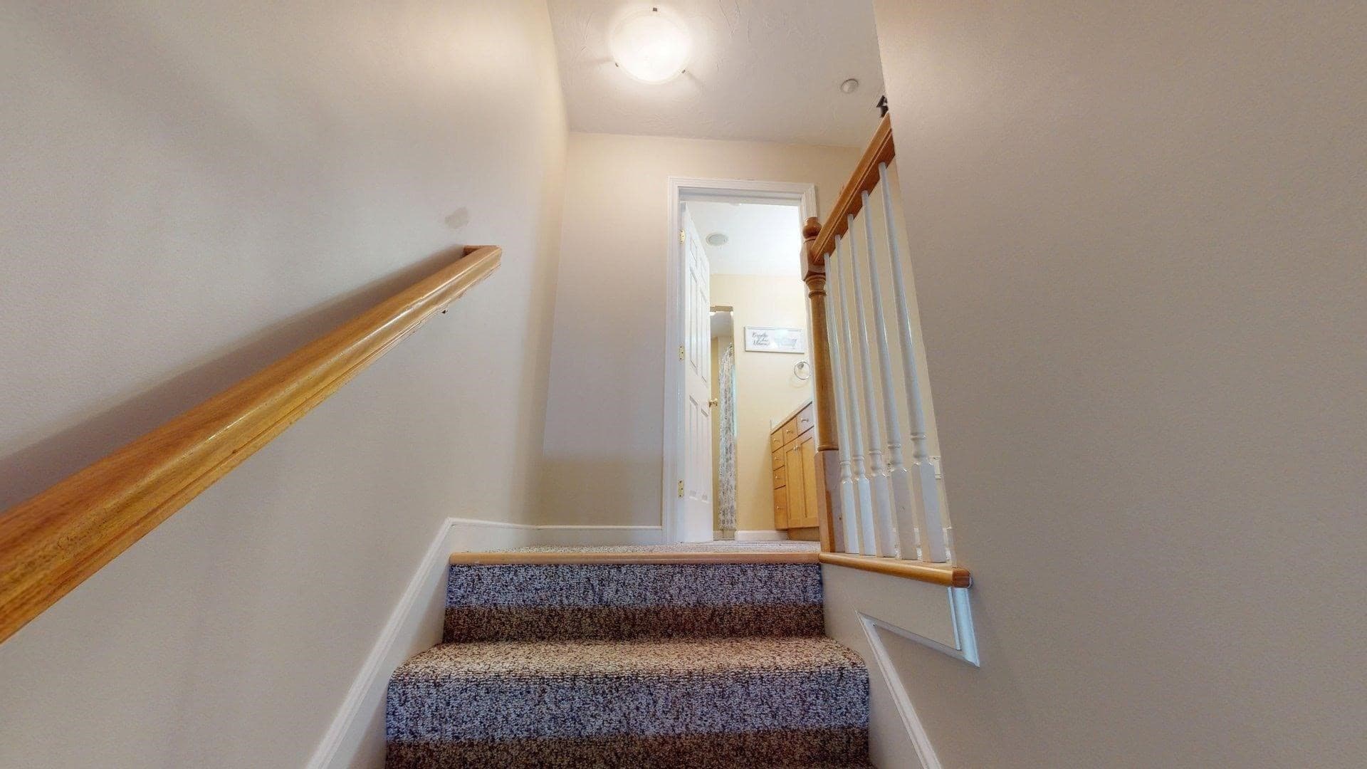 Condominium at 660 Thacher # 02, Attleboro MA 02703, Attleboro, photo 15 of 35