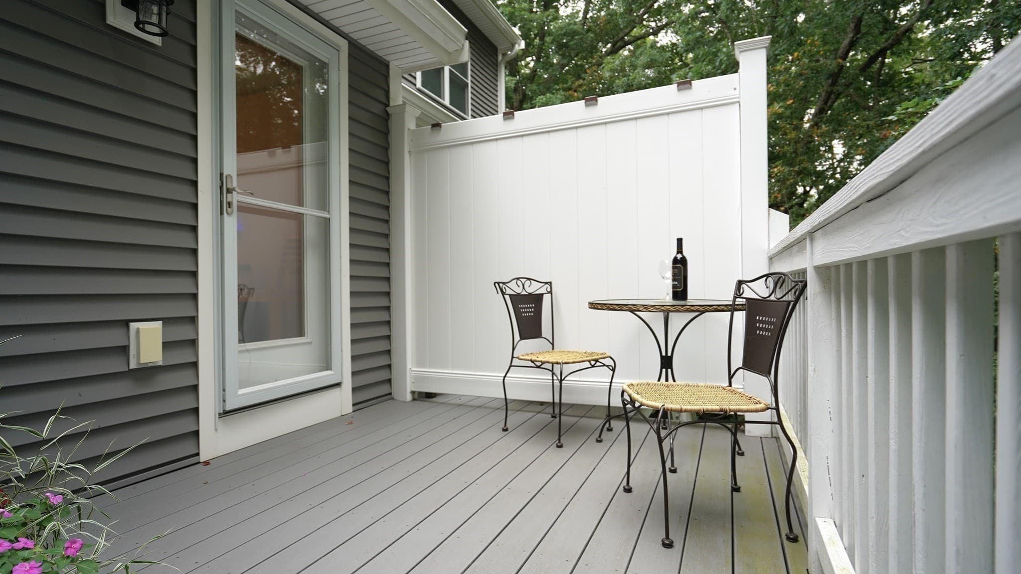 Condominium at 660 Thacher # 02, Attleboro MA 02703, Attleboro, photo 11 of 35