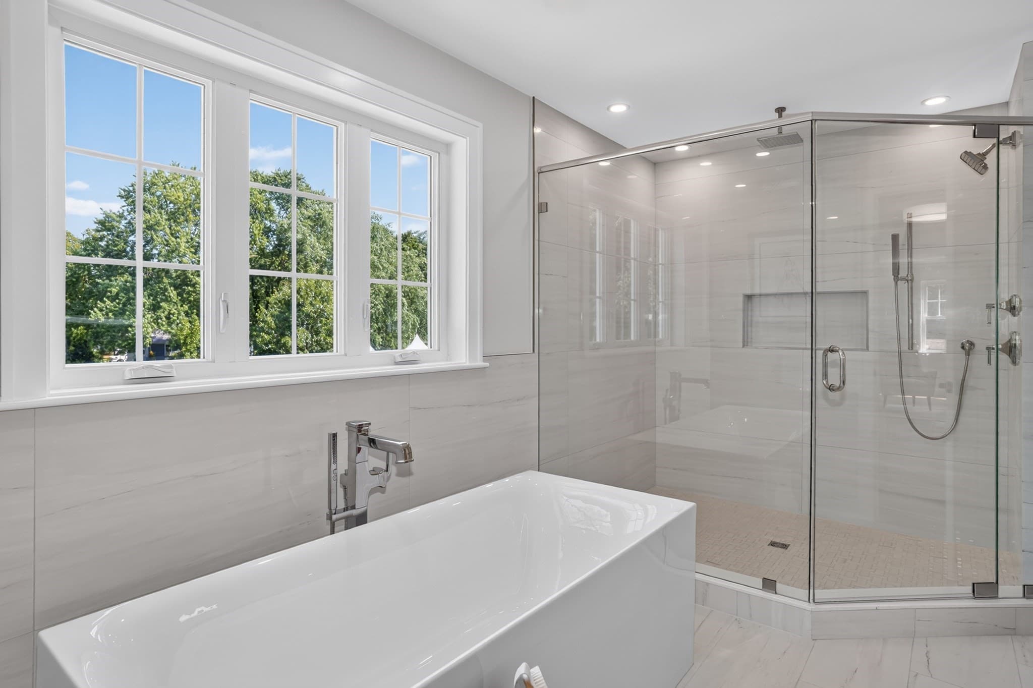 Single Family Residence at 4 Wildwood St, Burlington MA 01803, Burlington, photo 20 of 40