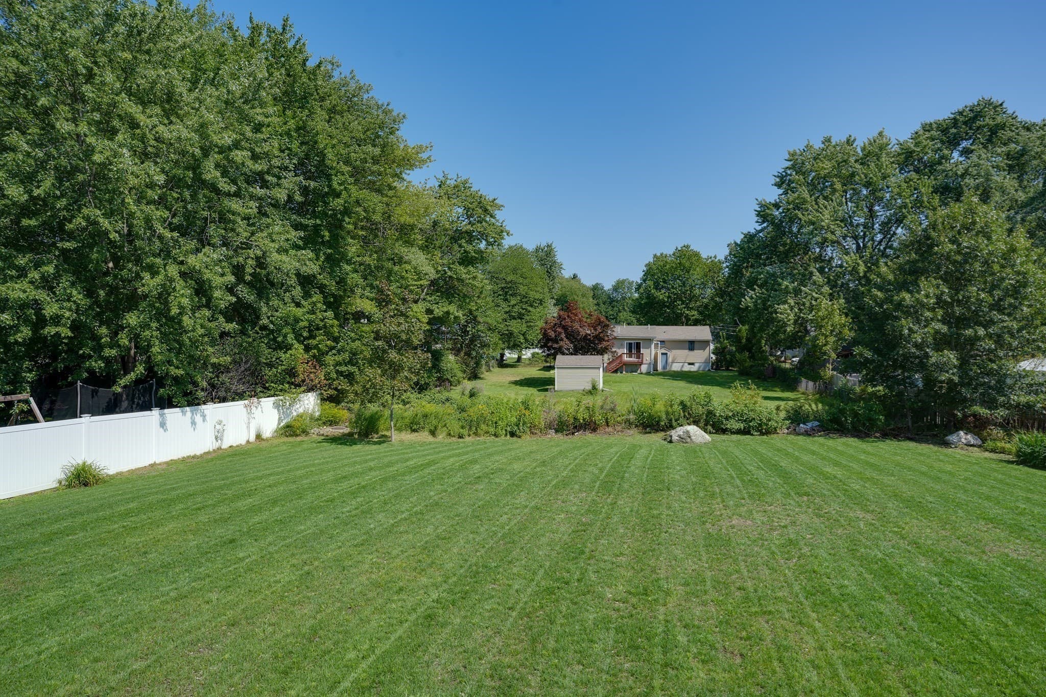Single Family Residence at 4 Wildwood St, Burlington MA 01803, Burlington, photo 39 of 40