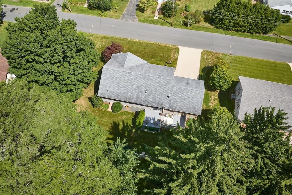 Single Family Residence at 4 Mckinley Ave, Easthampton MA 01027, Easthampton, photo 28 of 36