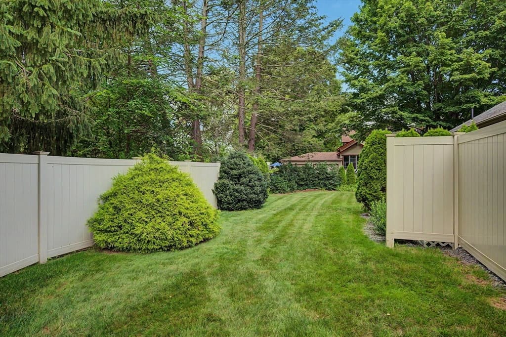 Single Family Residence at 4 Mckinley Ave, Easthampton MA 01027, Easthampton, photo 30 of 36