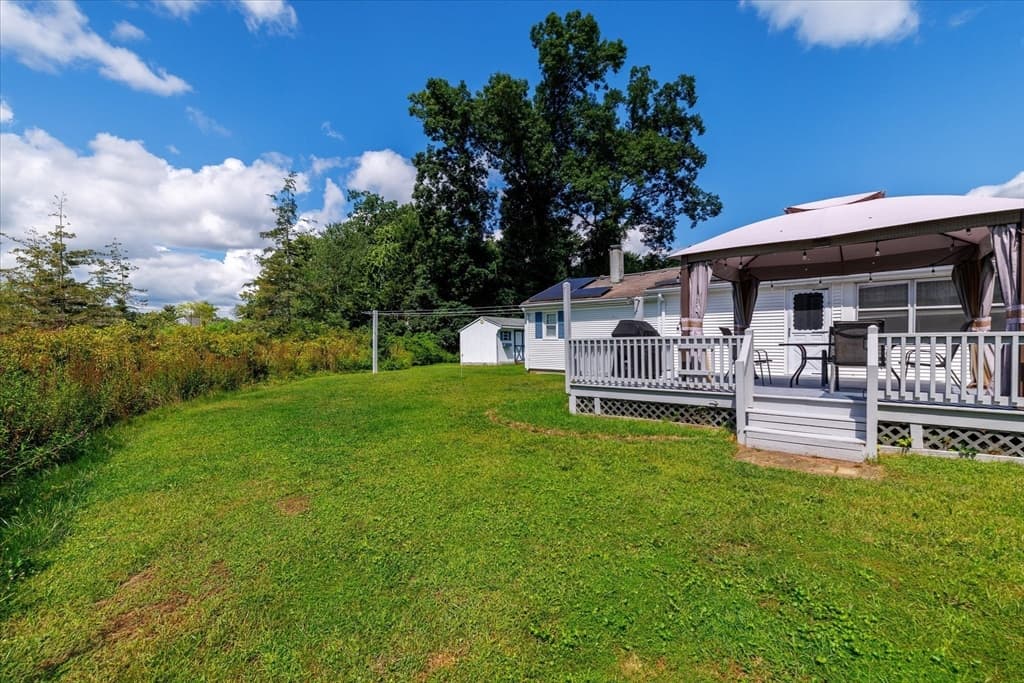 Single Family Residence at 1 Freeman Ave, Webster MA 01570, Webster, photo 27 of 31