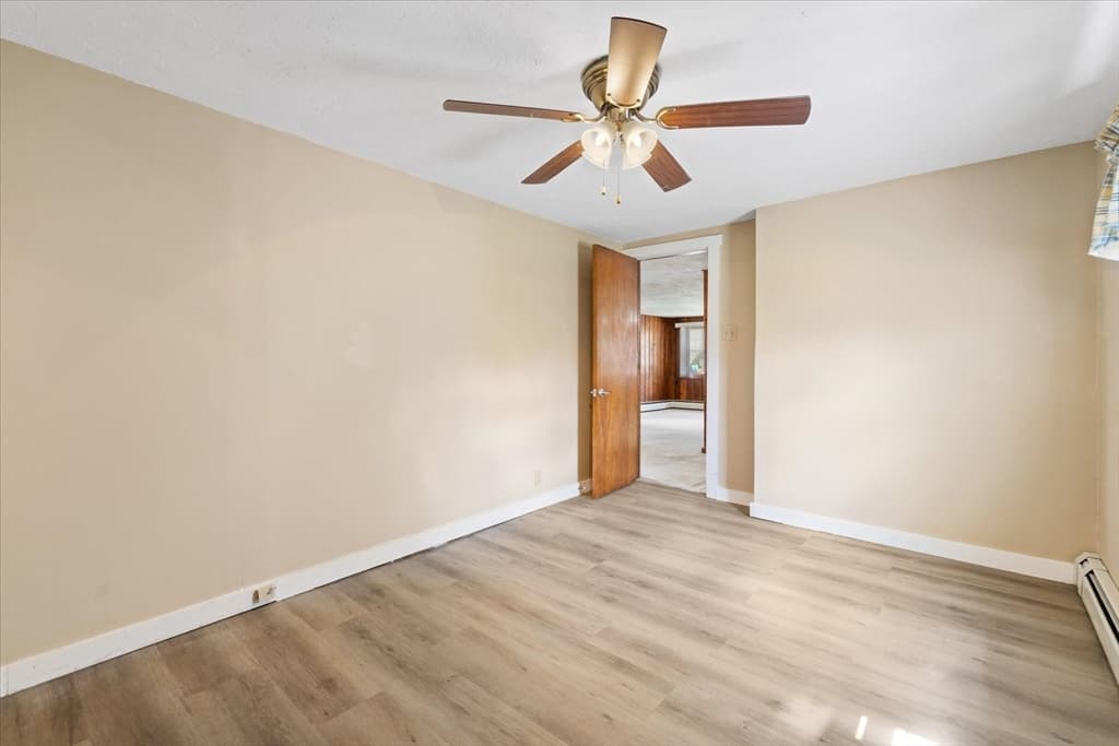 Single Family Residence at 1 Freeman Ave, Webster MA 01570, Webster, photo 7 of 31