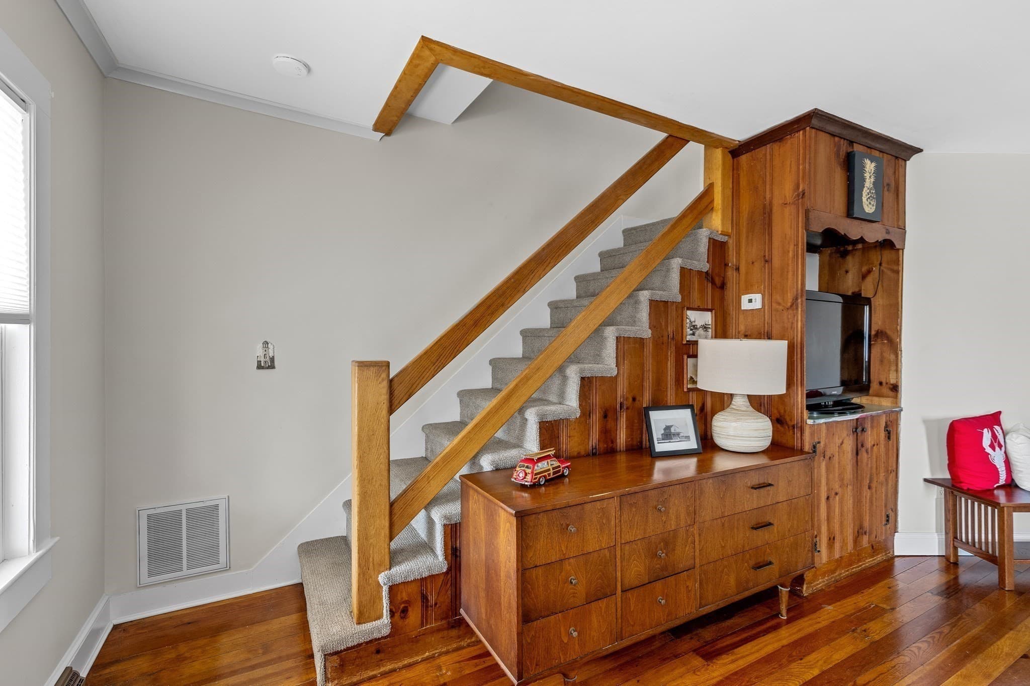Single Family Residence at 63 Lighthouse Rd, Scituate MA 02066, Scituate, photo 13 of 35