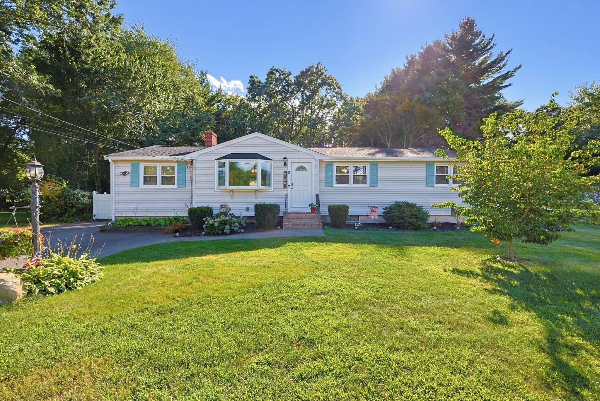 Single Family Residence at 8 Pontiac Rd, Walpole MA 02081, photo 2 of 37