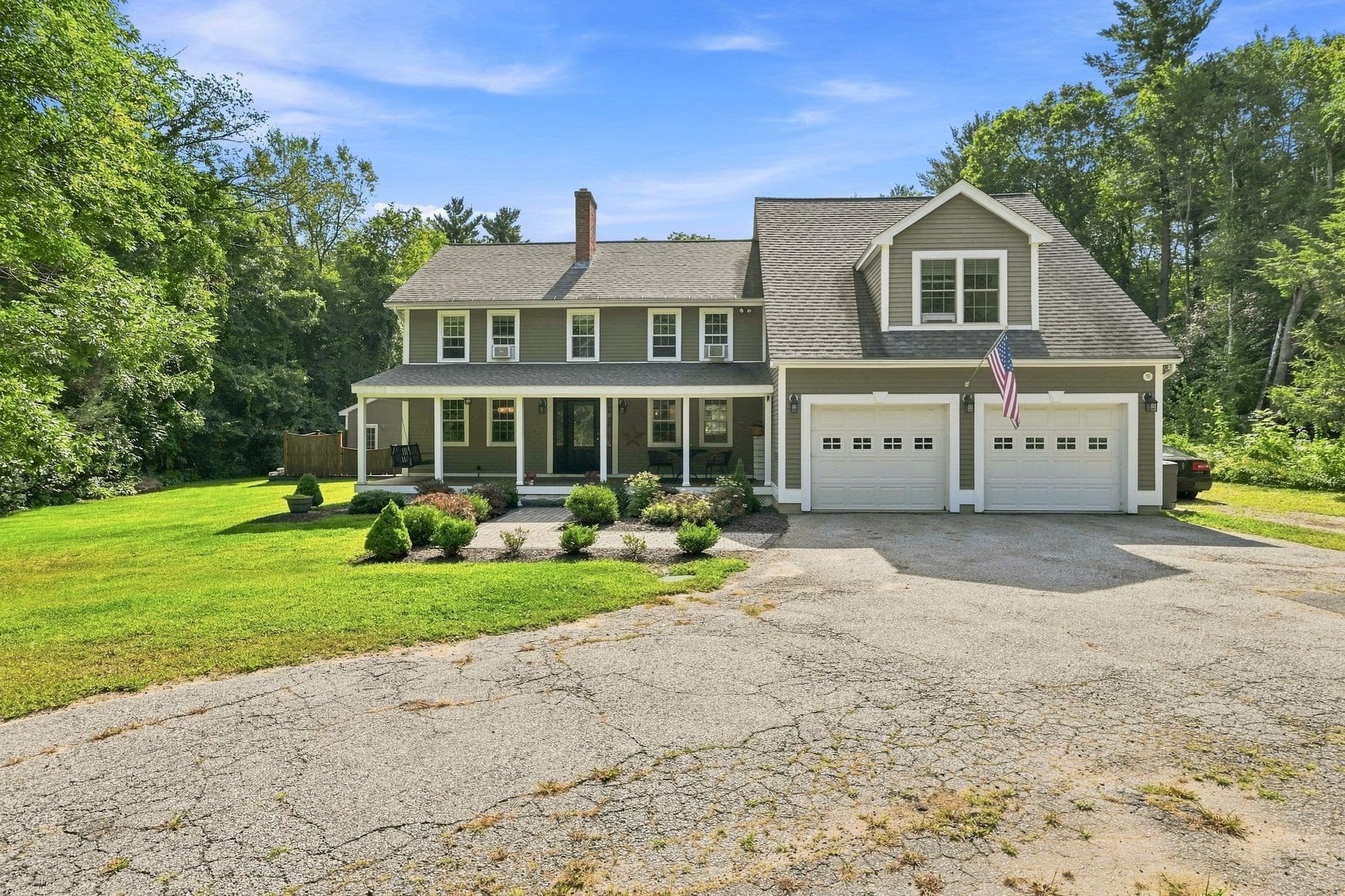 61 Breakneck Rd, Sturbridge MA 01566