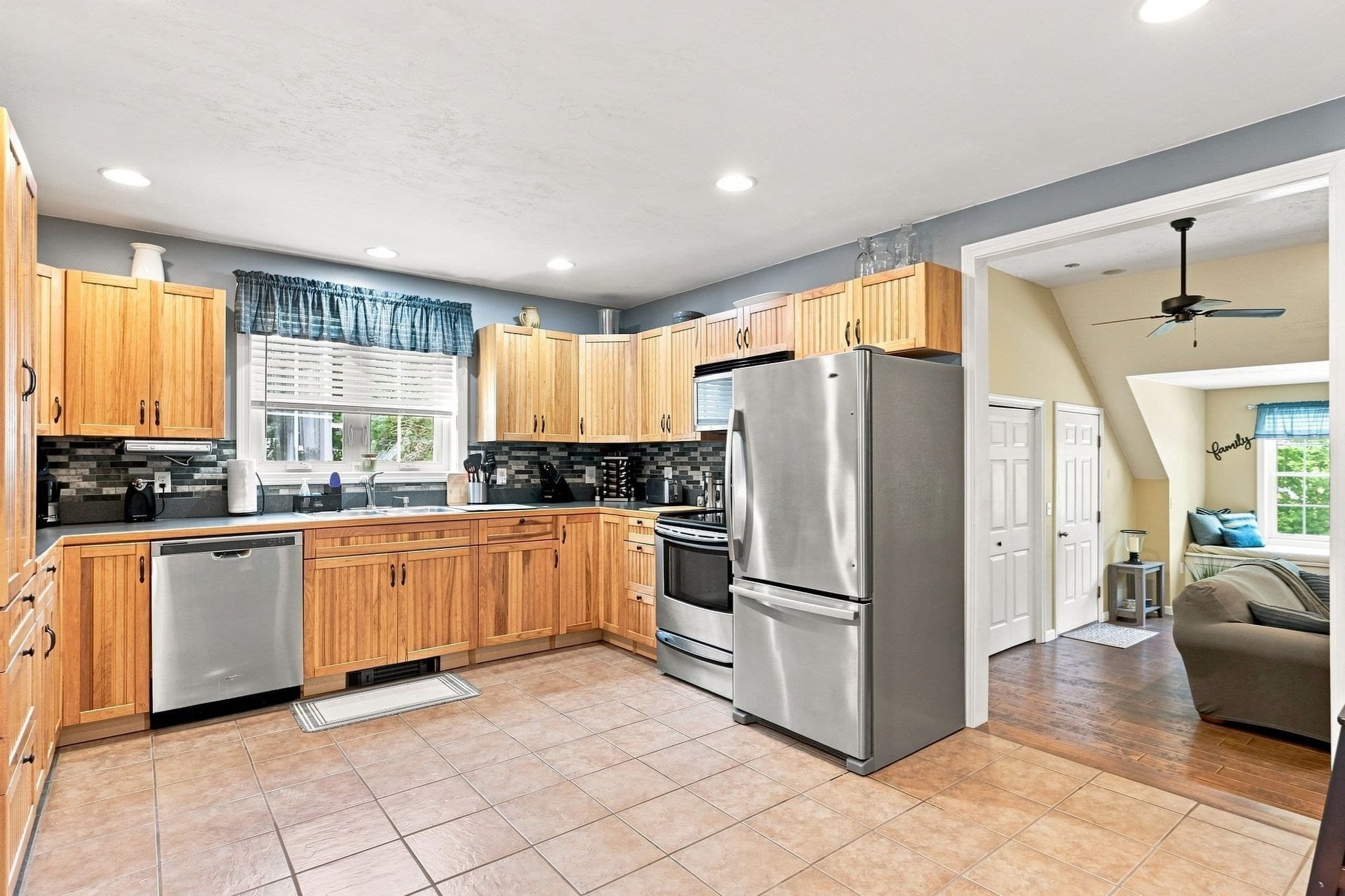 Single Family Residence at 61 Breakneck Rd, Sturbridge MA 01566, Sturbridge, photo 34 of 42