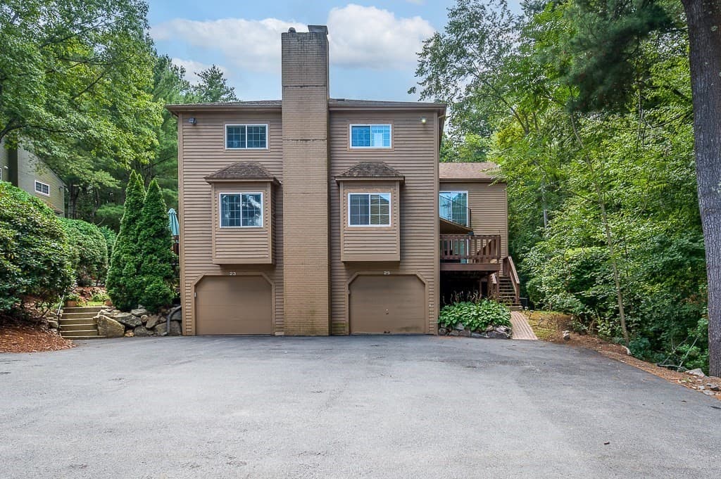 25 Voyagers Ln # 25, Ashland MA 01721