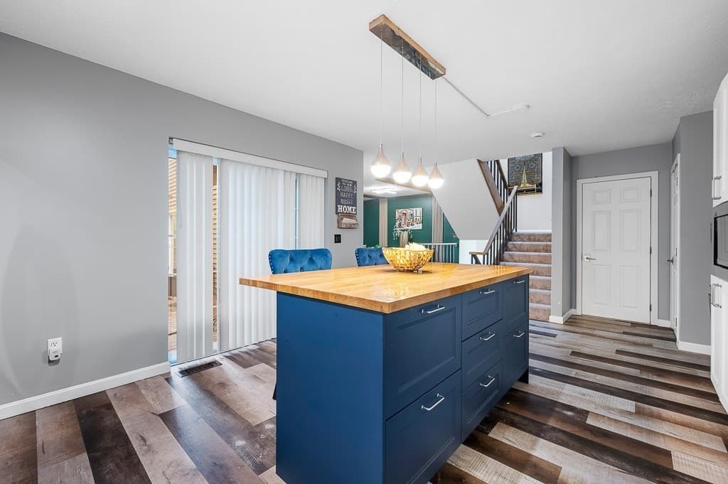 Condominium at 25 Voyagers Ln # 25, Ashland MA 01721, photo 10 of 30