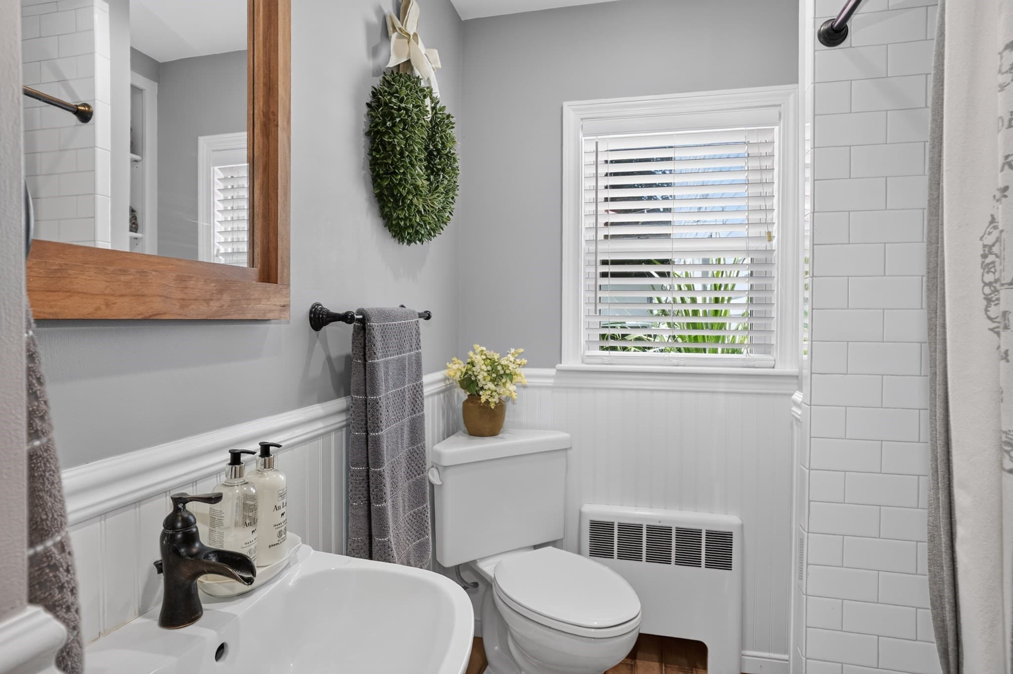 Single Family Residence at 18 Ellis St, Woburn MA 01801, Woburn, photo 22 of 35
