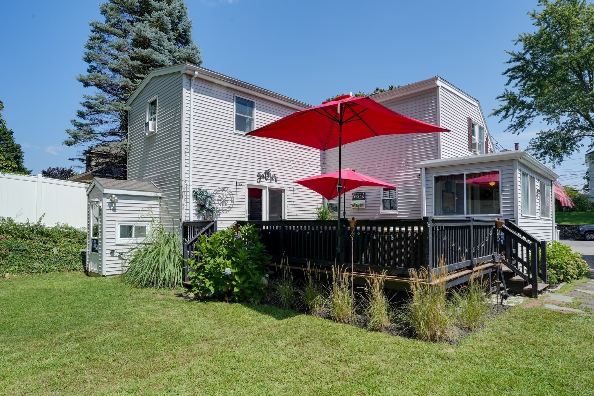 18 Ellis St, Woburn MA 01801