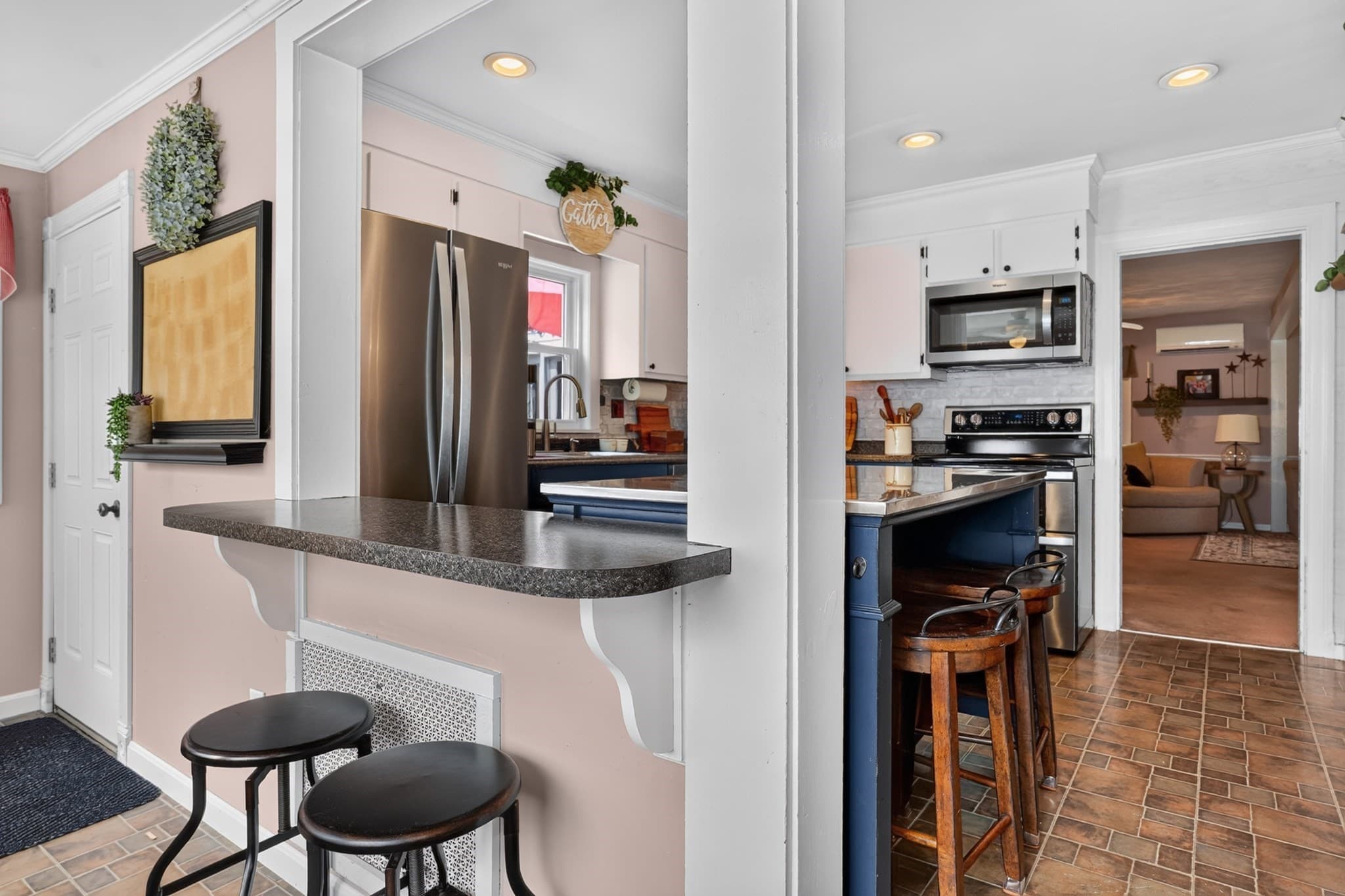 Single Family Residence at 18 Ellis St, Woburn MA 01801, Woburn, photo 11 of 35