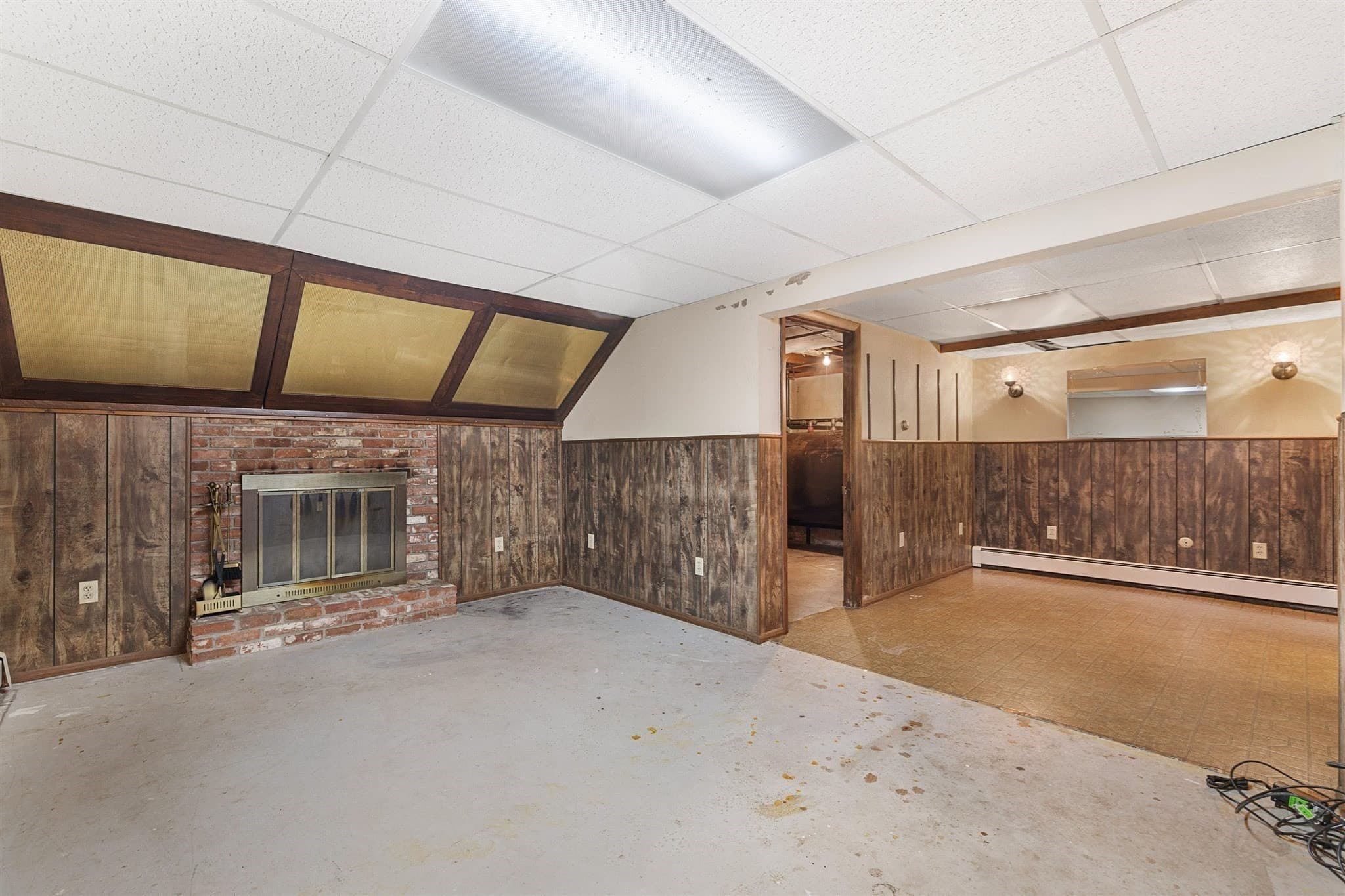 Single Family Residence at 8 Beechwood Dr, Rutland MA 01543, Rutland, photo 23 of 40