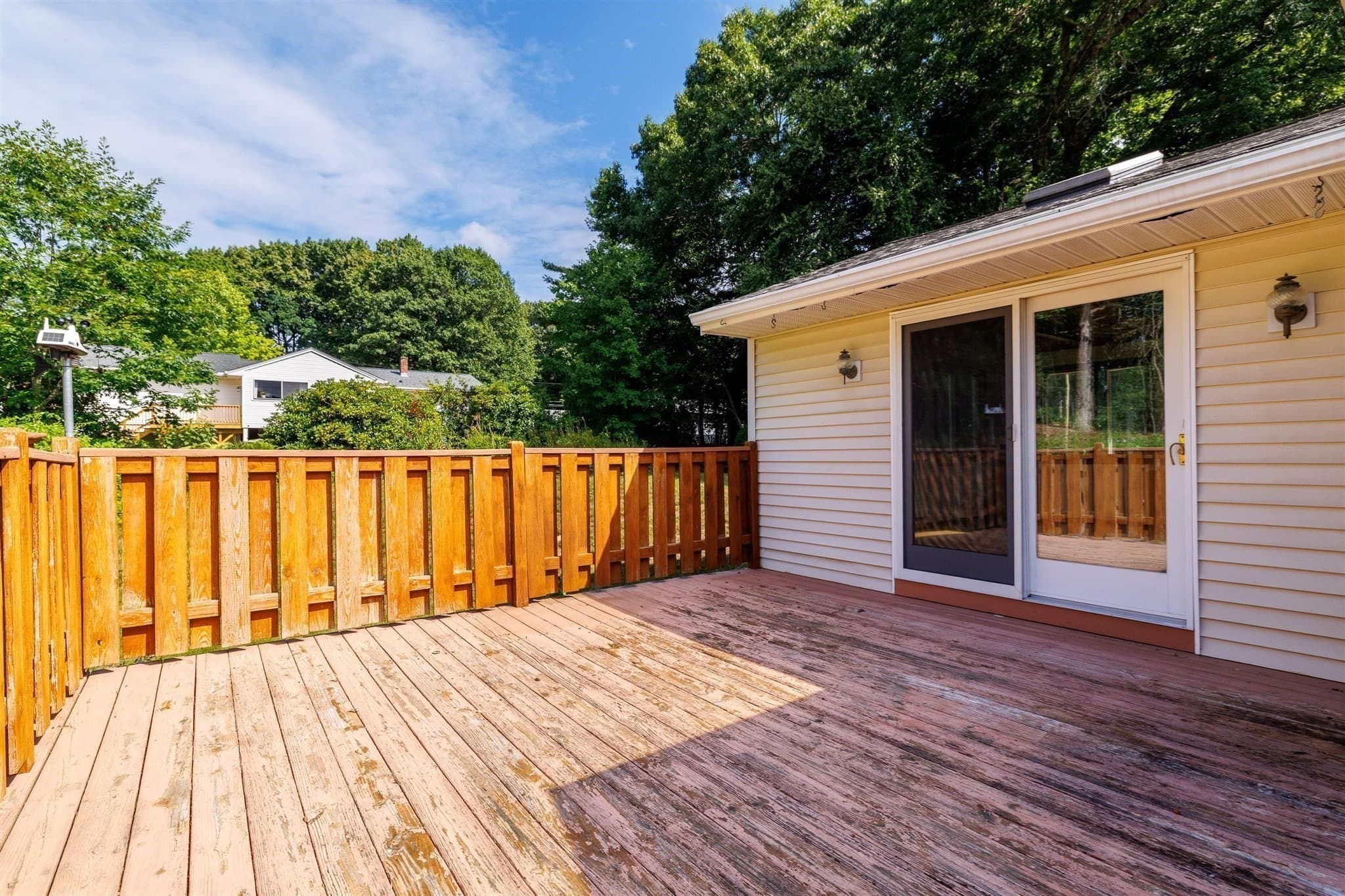 Single Family Residence at 8 Beechwood Dr, Rutland MA 01543, Rutland, photo 32 of 40