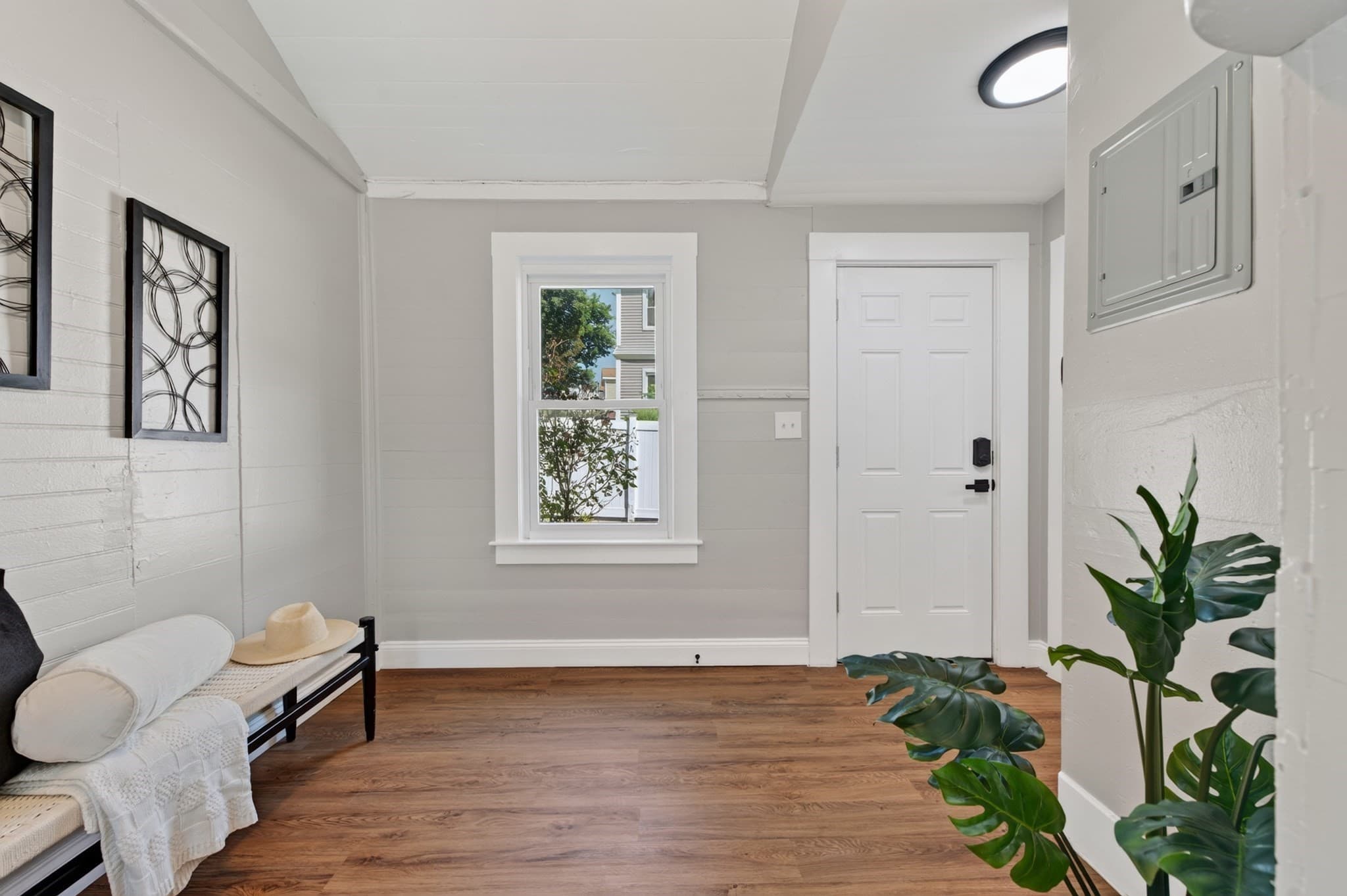 Single Family Residence at 72 Chestnut St # 72, Clinton MA 01510, Clinton, photo 8 of 42