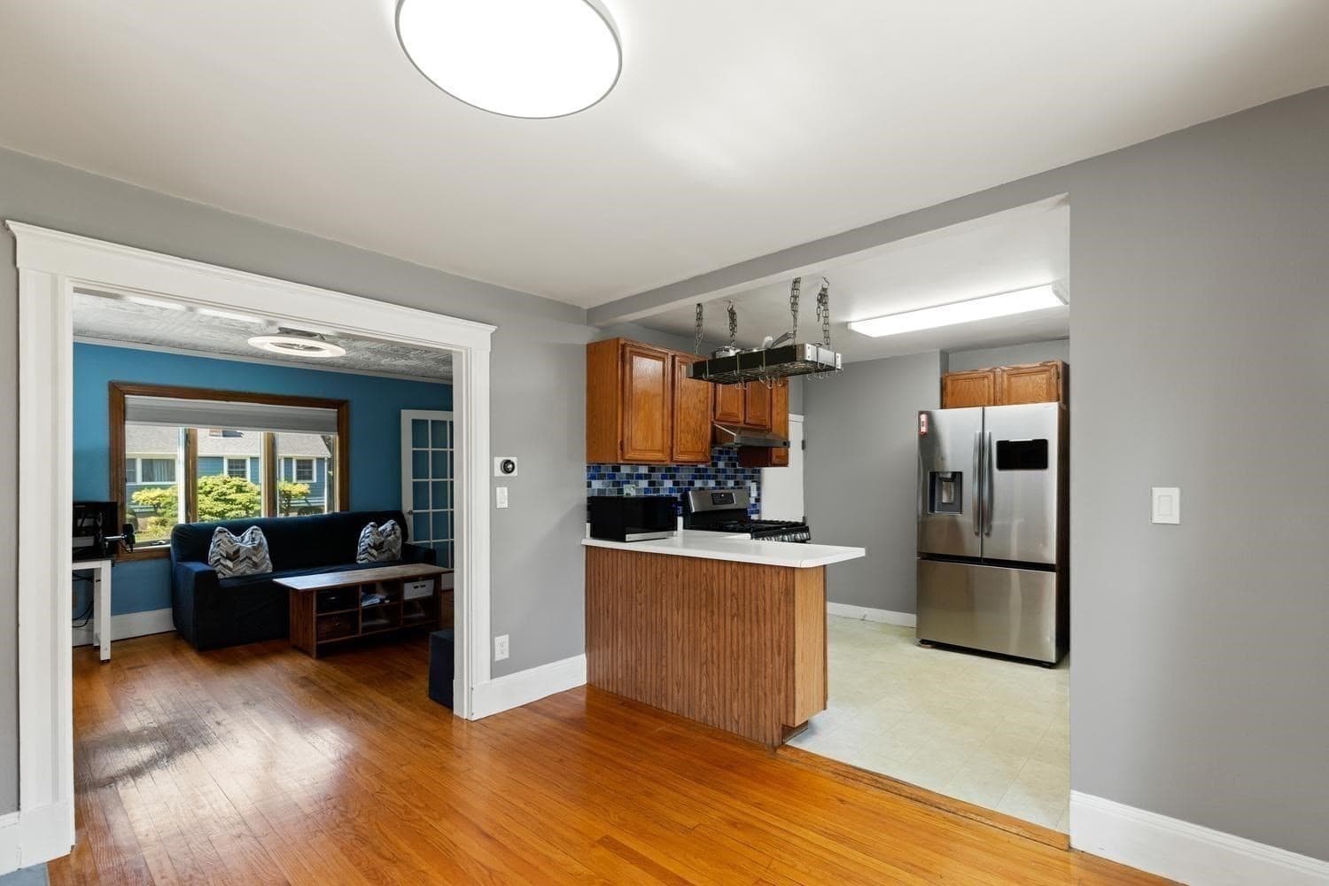 Condominium at 7 Lawrence St # B, Beverly MA 01915, Beverly, photo 10 of 36