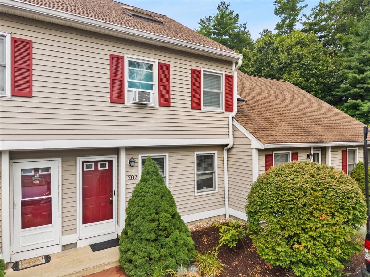 Condominium at 702 Brookline Way # 702, Rockland MA 02370, Rockland, photo 2 of 33