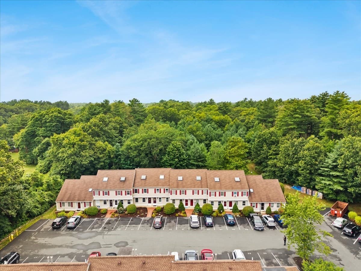 Condominium at 702 Brookline Way # 702, Rockland MA 02370, Rockland, photo 3 of 33