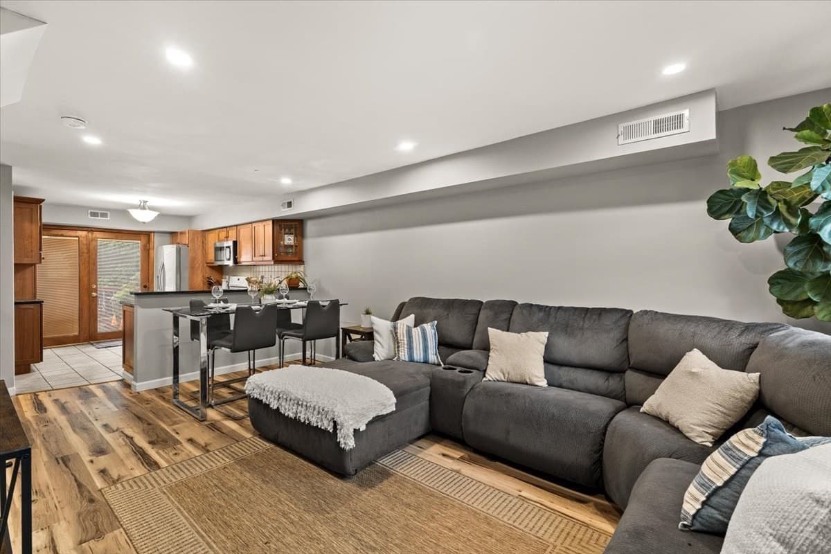 Condominium at 702 Brookline Way # 702, Rockland MA 02370, Rockland, photo 4 of 33