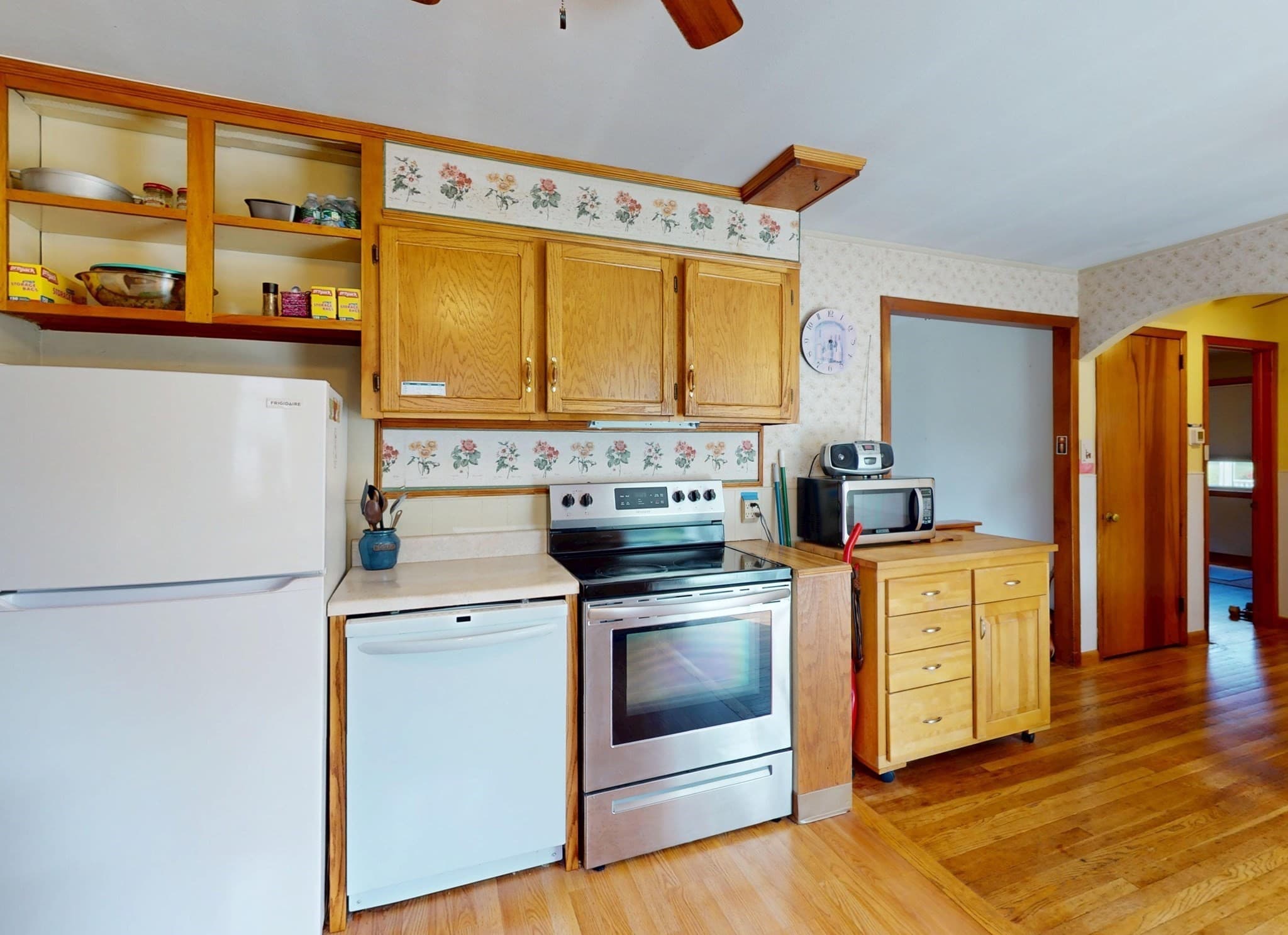 Single Family Residence at 81 Vernon St, Greenfield MA 01301, Greenfield, photo 7 of 36
