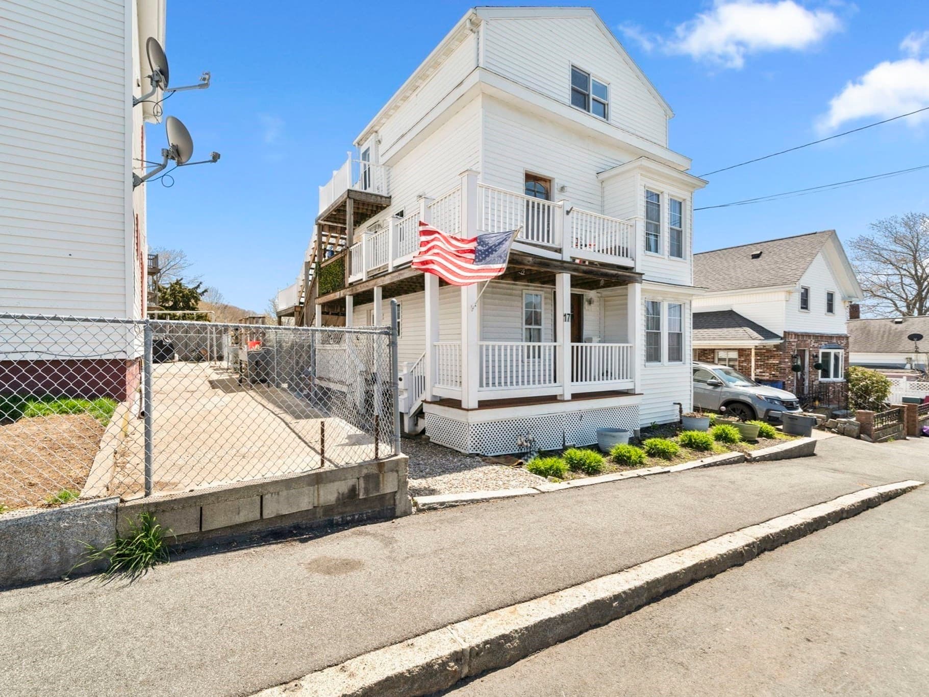 17 Millett St # 3, Gloucester MA 01930