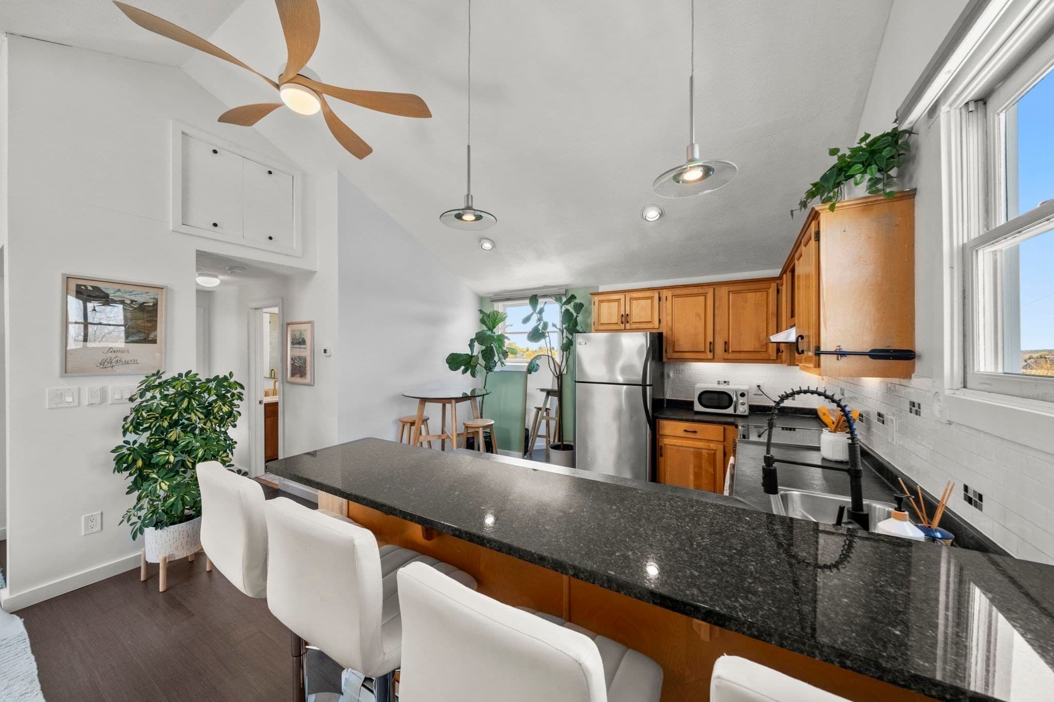 Condominium at 17 Millett St # 3, Gloucester MA 01930, Gloucester, photo 10 of 22