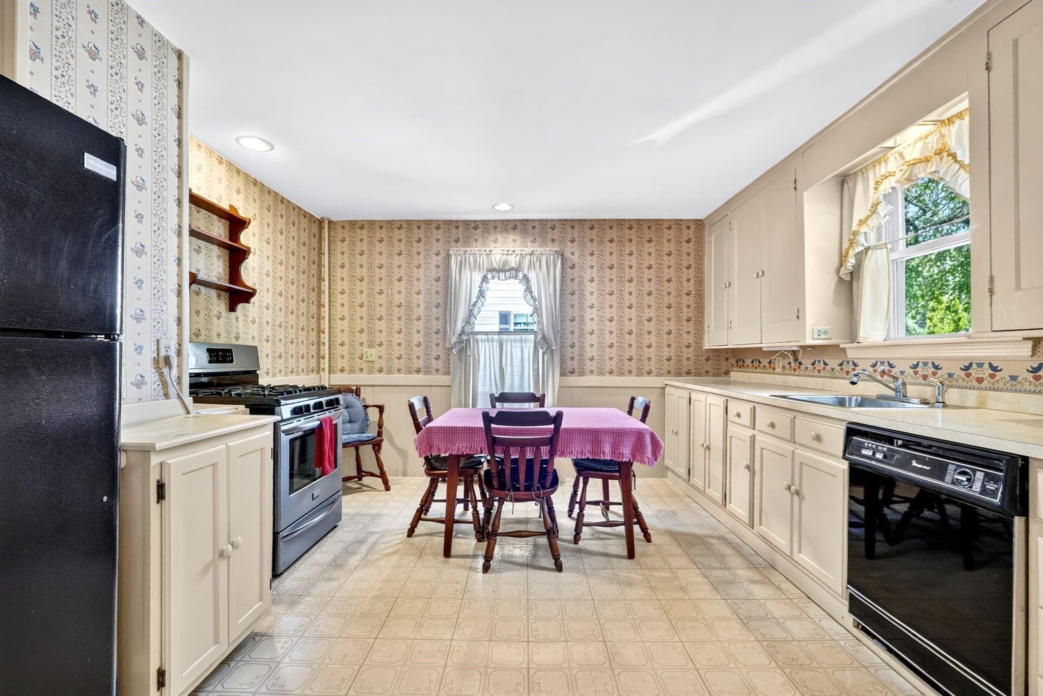 Single Family Residence at 26 Hartford St, Bedford MA 01730, Bedford, photo 10 of 34