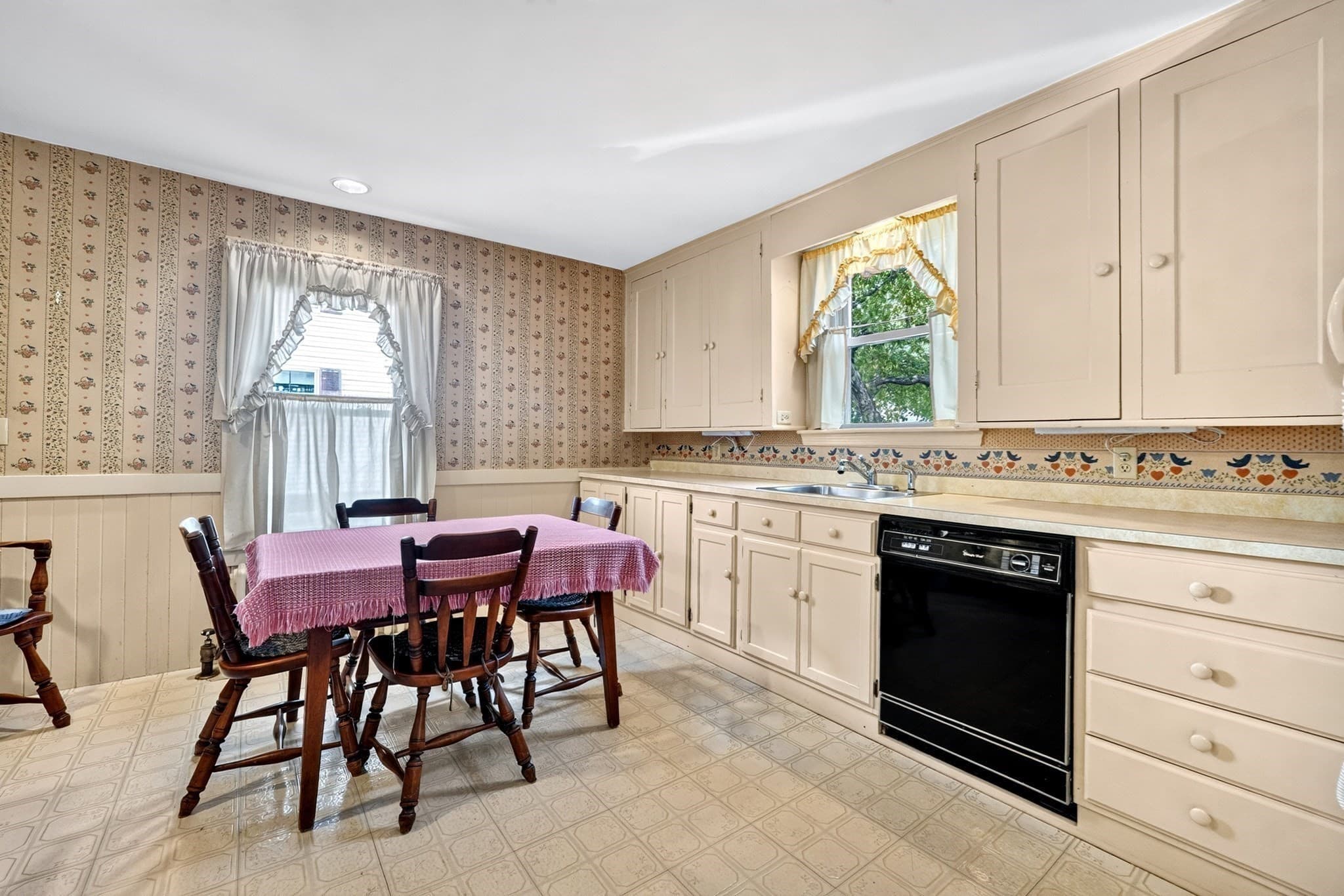 Single Family Residence at 26 Hartford St, Bedford MA 01730, Bedford, photo 11 of 34
